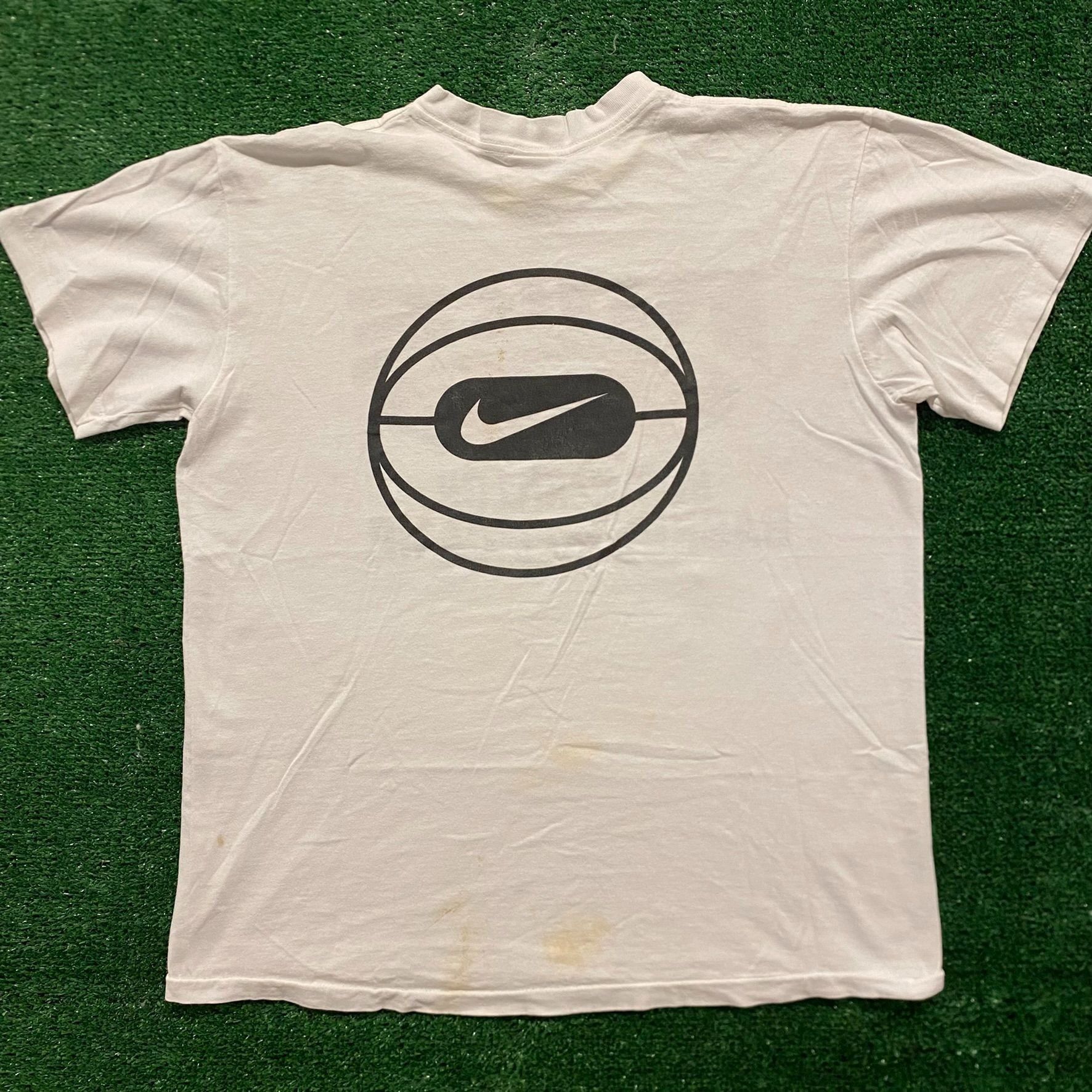 Nike Nike Basketball Camp Vintage 90s T-Shirt Size US L / EU 52-54 / 3 - 4 Thumbnail