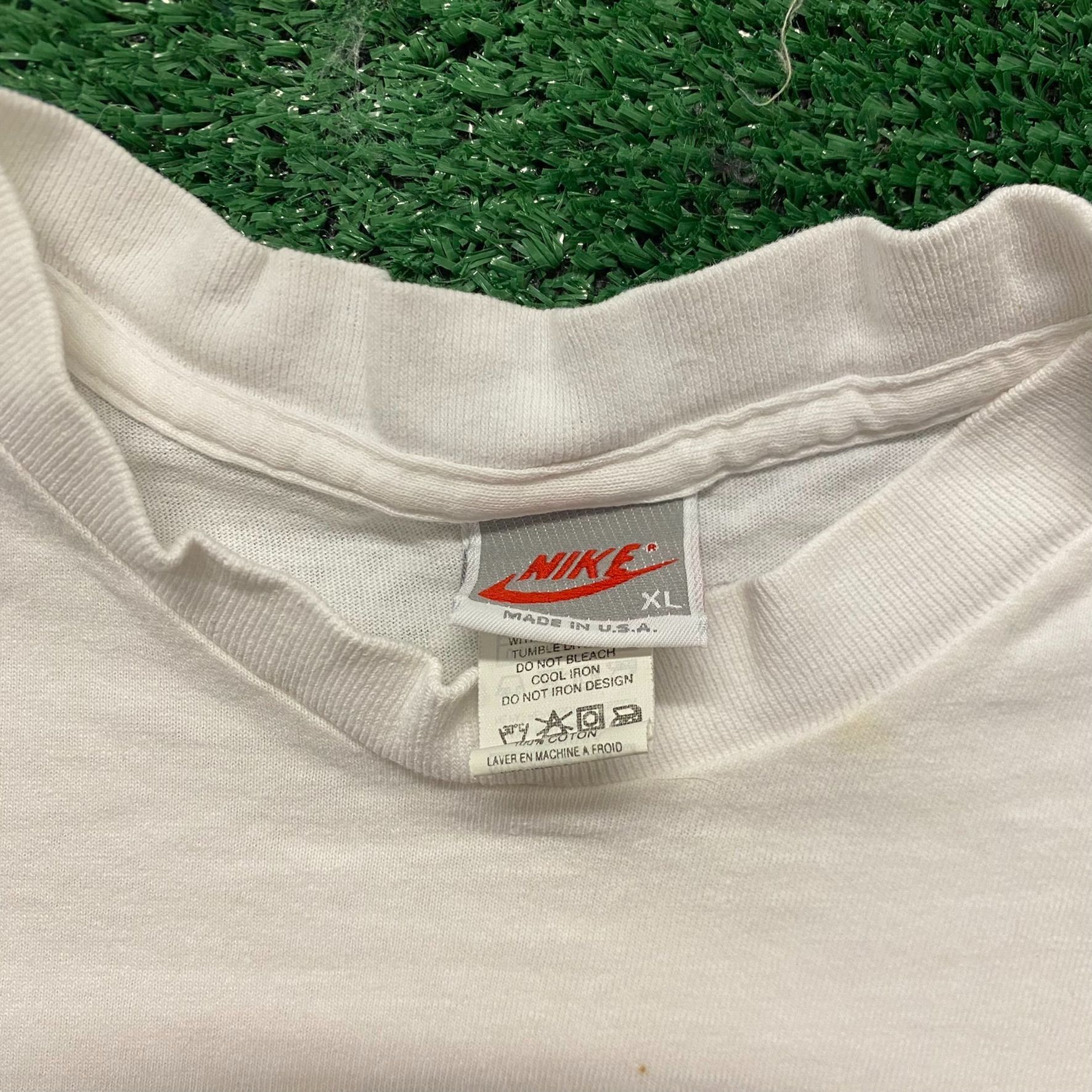 Nike Nike Basketball Camp Vintage 90s T-Shirt Size US L / EU 52-54 / 3 - 3 Thumbnail