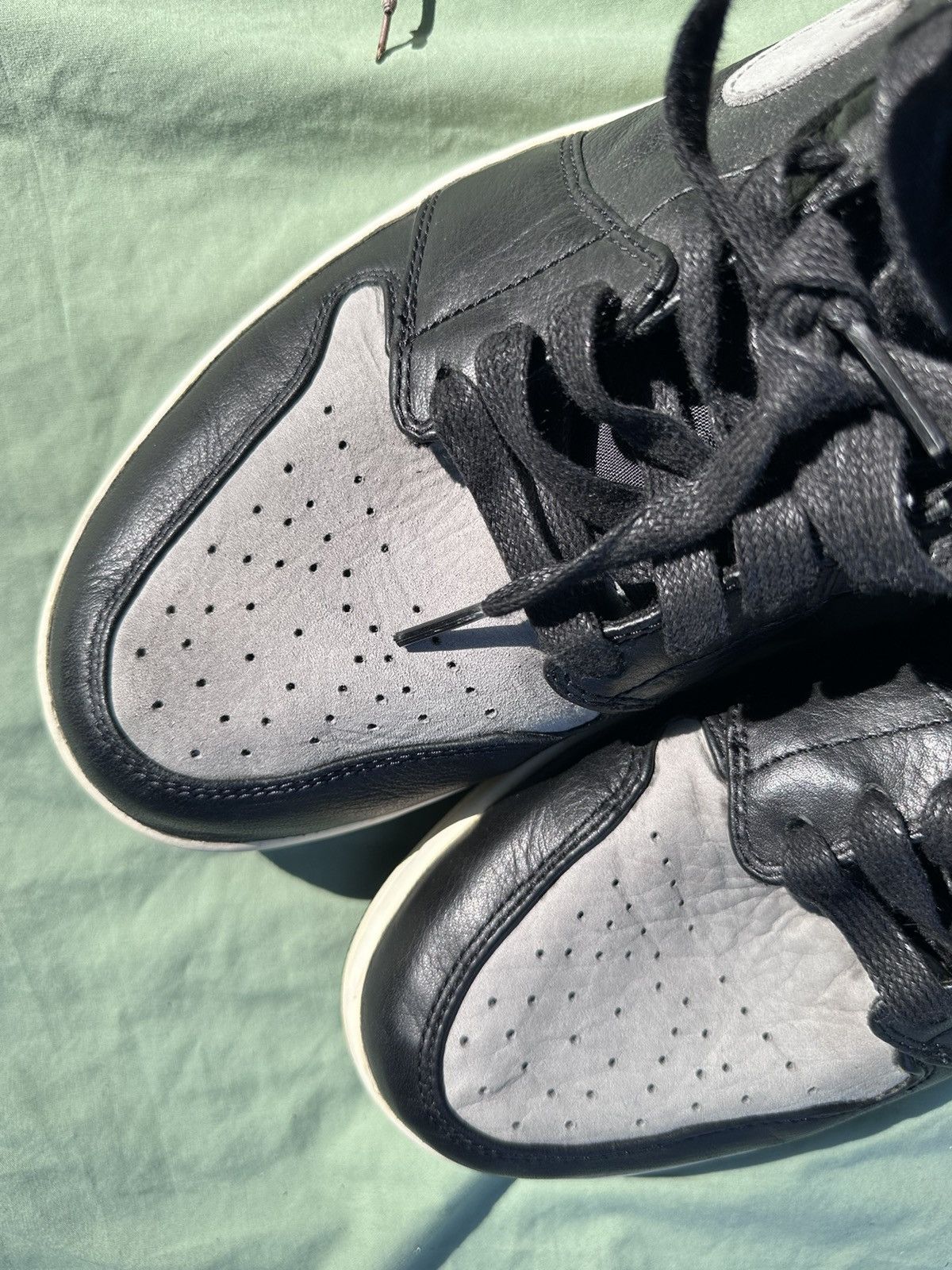 Jordan Brand 2009 Air Jordan retro 1 High Shadow sz 12 Size US 12 / EU 45 - 5 Thumbnail