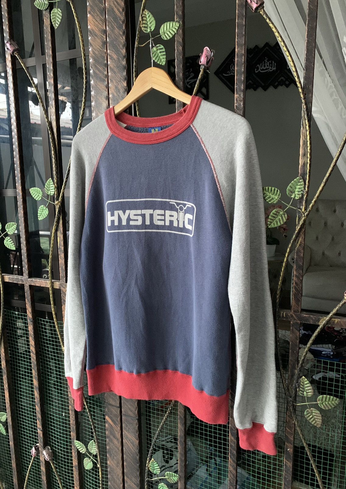Designer VINTAGE HYSTERIC GLAMOUR JAPANESE BRANDS SWEATSHIRT Size US M / EU 48-50 / 2 - 4 Thumbnail