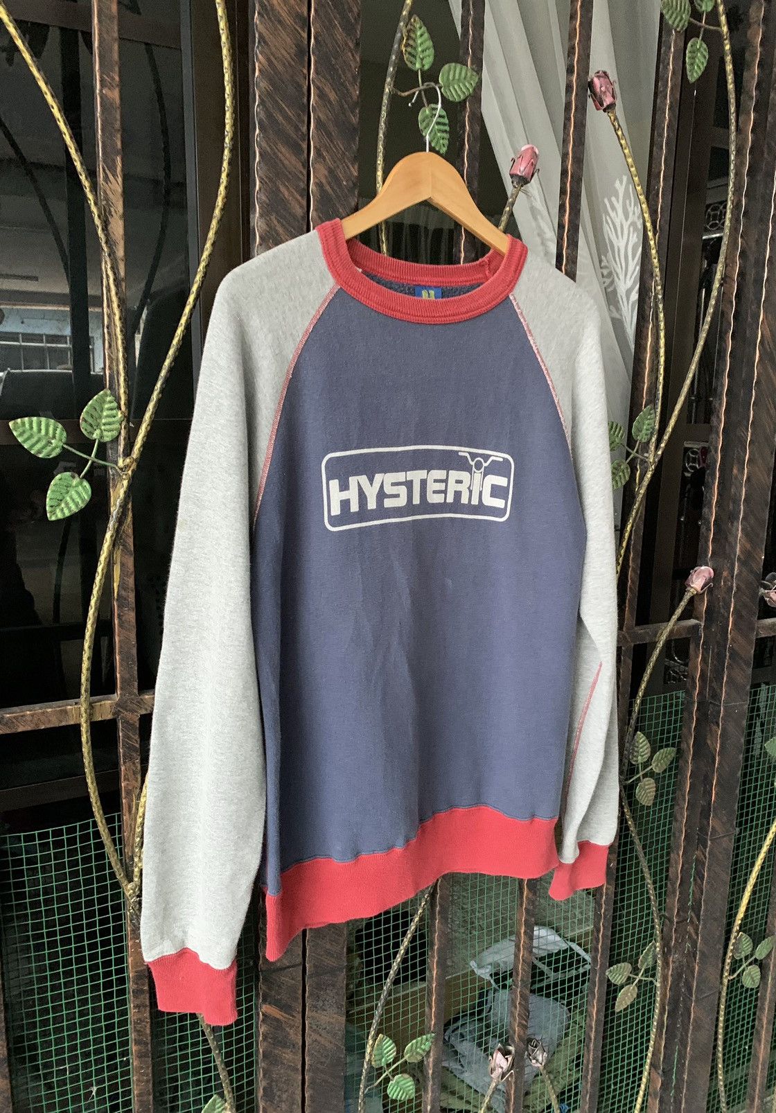 Designer VINTAGE HYSTERIC GLAMOUR JAPANESE BRANDS SWEATSHIRT Size US M / EU 48-50 / 2 - 3 Thumbnail