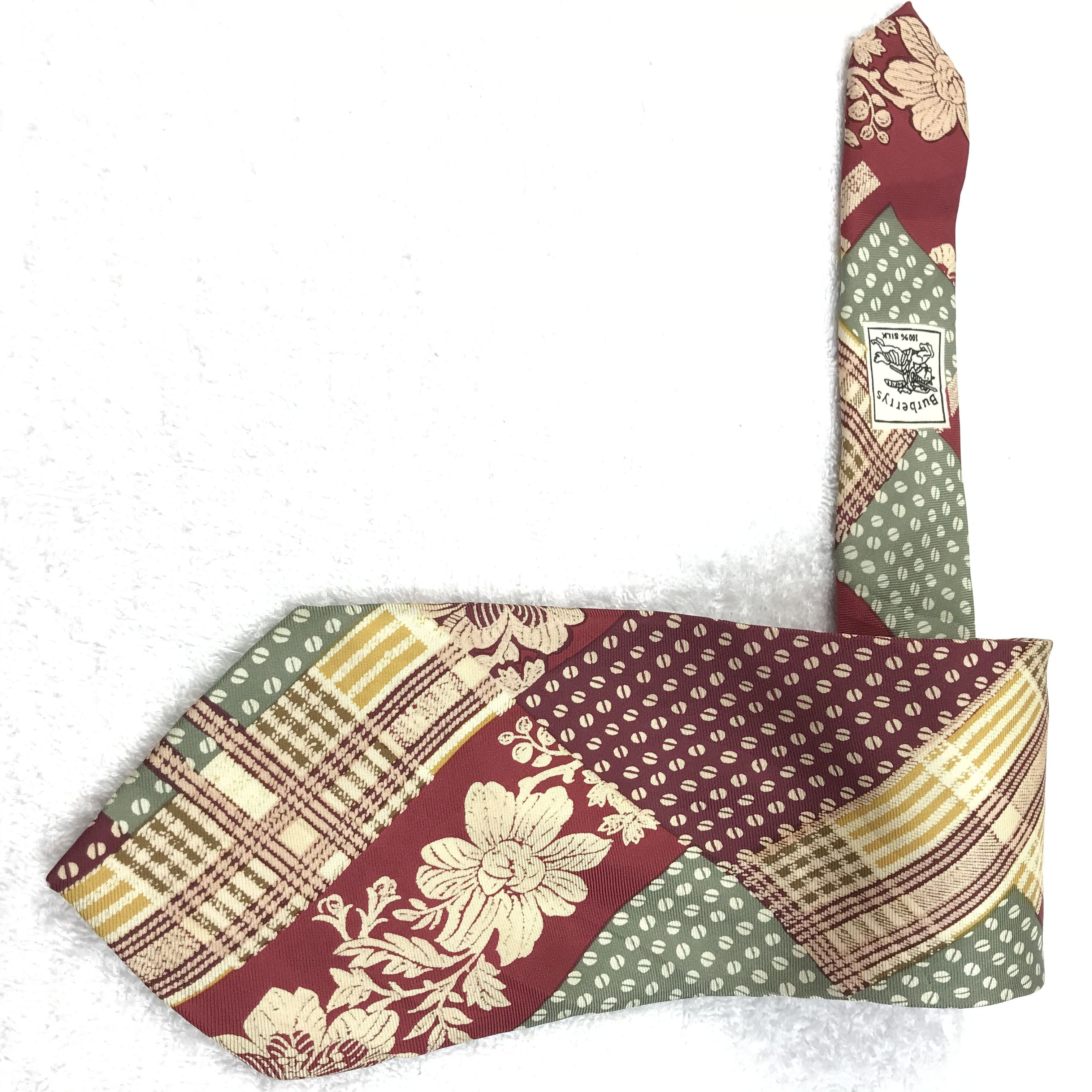 Burberry × Designer × Vintage B101 Vintage Burberry Neck Tie Pure Silk Classic Art Design Size ONE SIZE - 1 Thumbnail