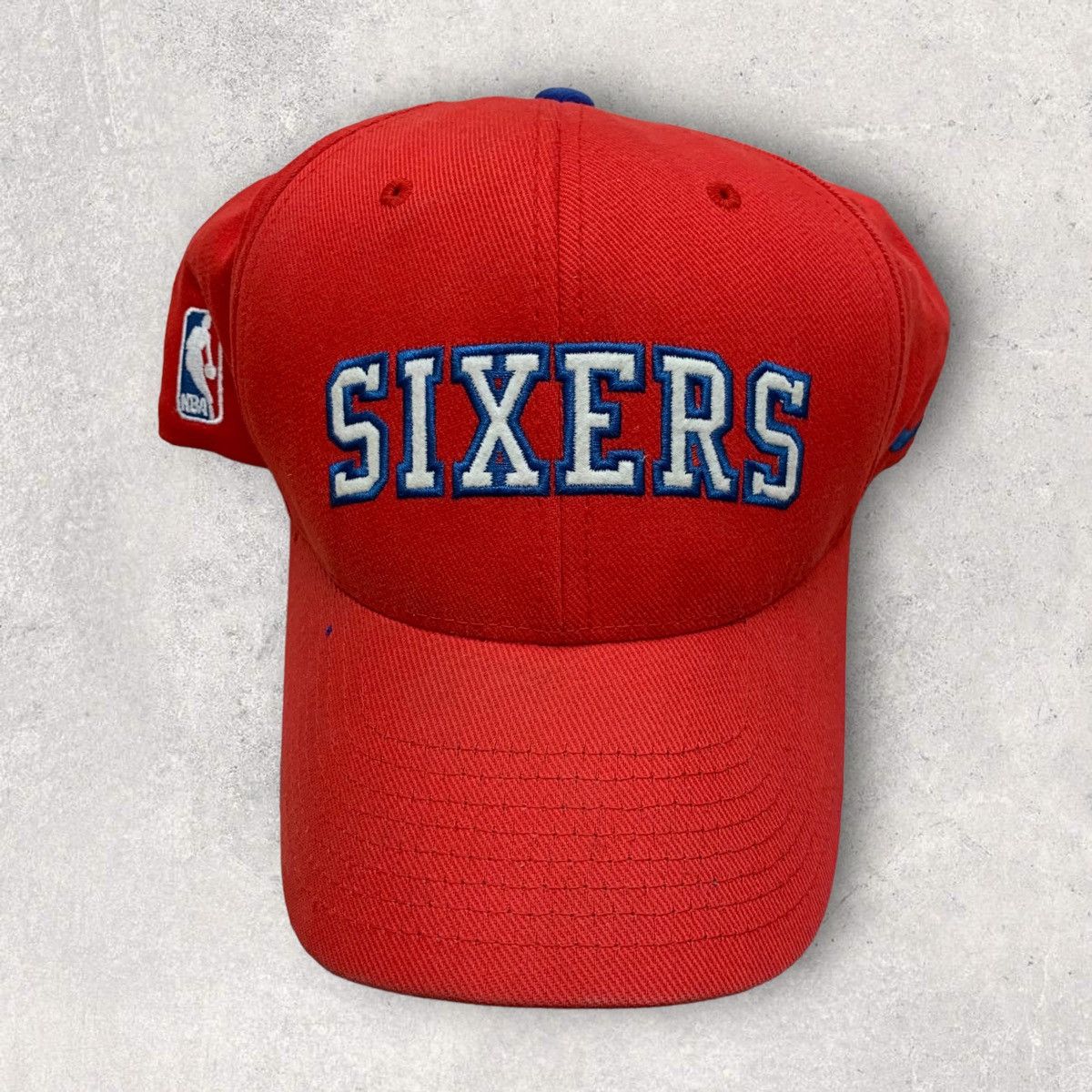 Vintage Philadelphia 76ers hat