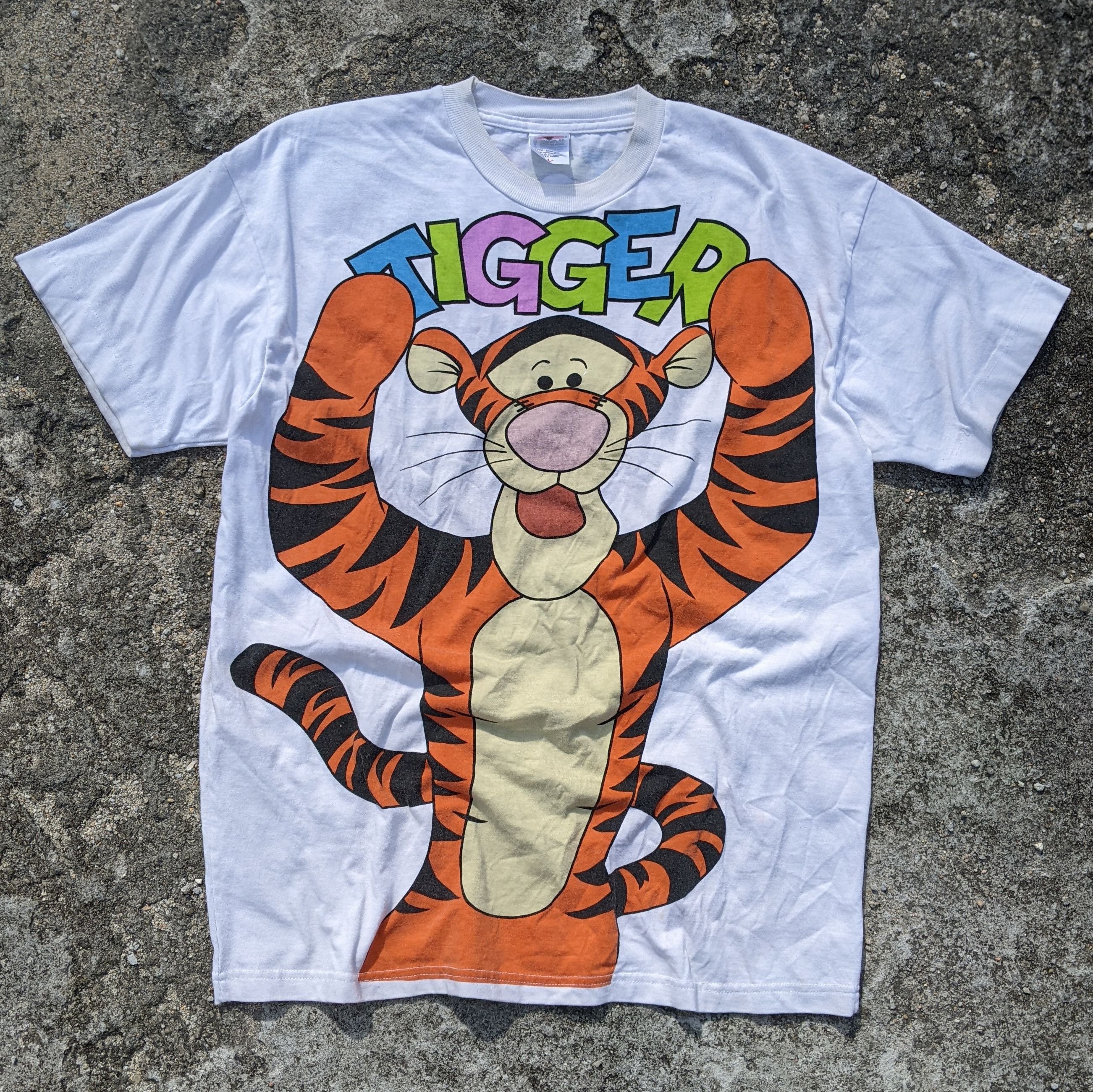Disney Vintage Disney Tigger Pooh Mirror Print Tee Size US L / EU 52-54 / 3 - 1 Thumbnail