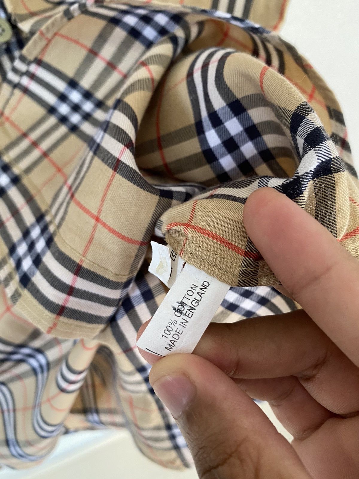 Burberry 🔥BURBERRY NOVA CHECK BUTTON UP COLLAR SHIRT MADE IN ENGLAND Size US S / EU 44-46 / 1 - 7 Thumbnail