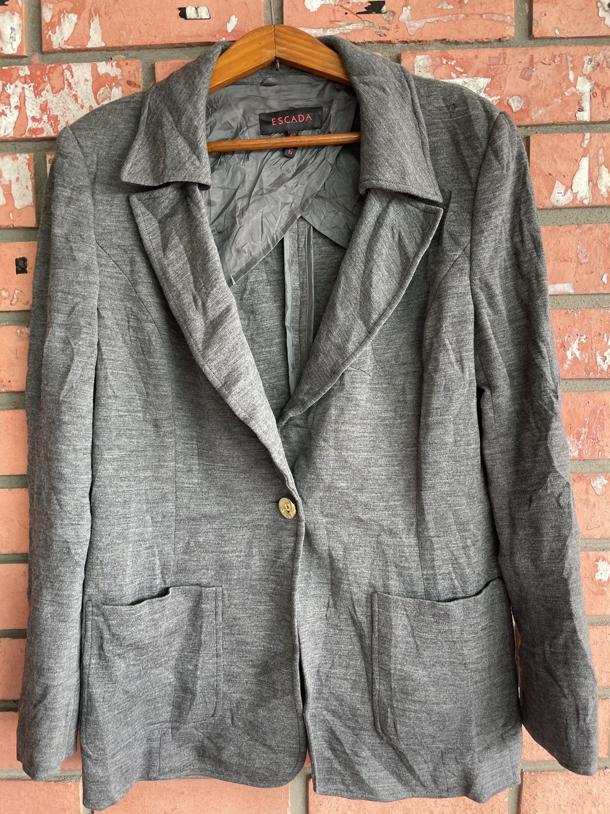 Escada Escada Italy blazer black Linen size 40 Gold Chain button Size S / US 4 / IT 40 - 1 Thumbnail