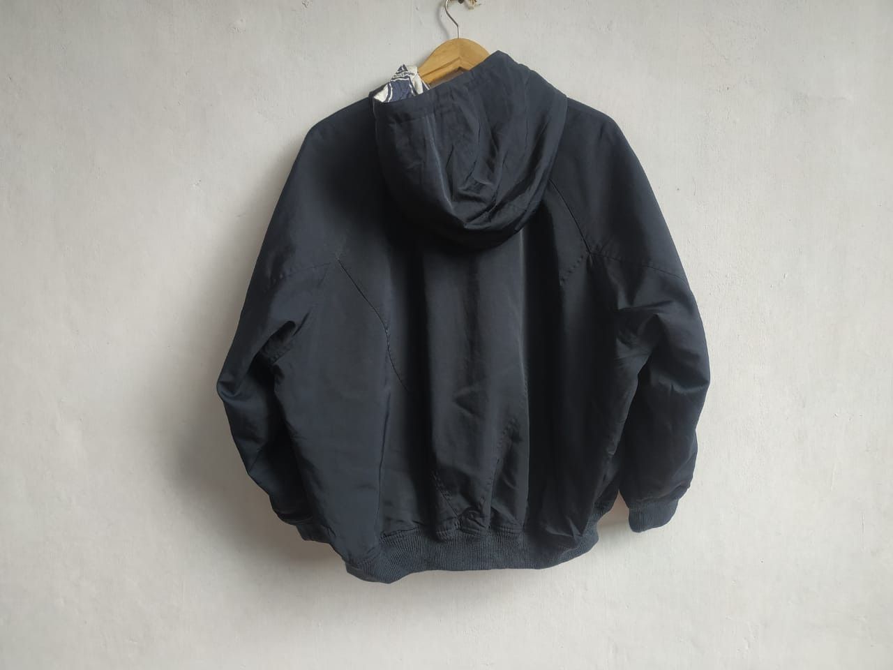 Issey Miyake Fit S to M, 80'S Issey Miyake Reversible Oversize Bomber Size US M / EU 48-50 / 2 - 10 Thumbnail
