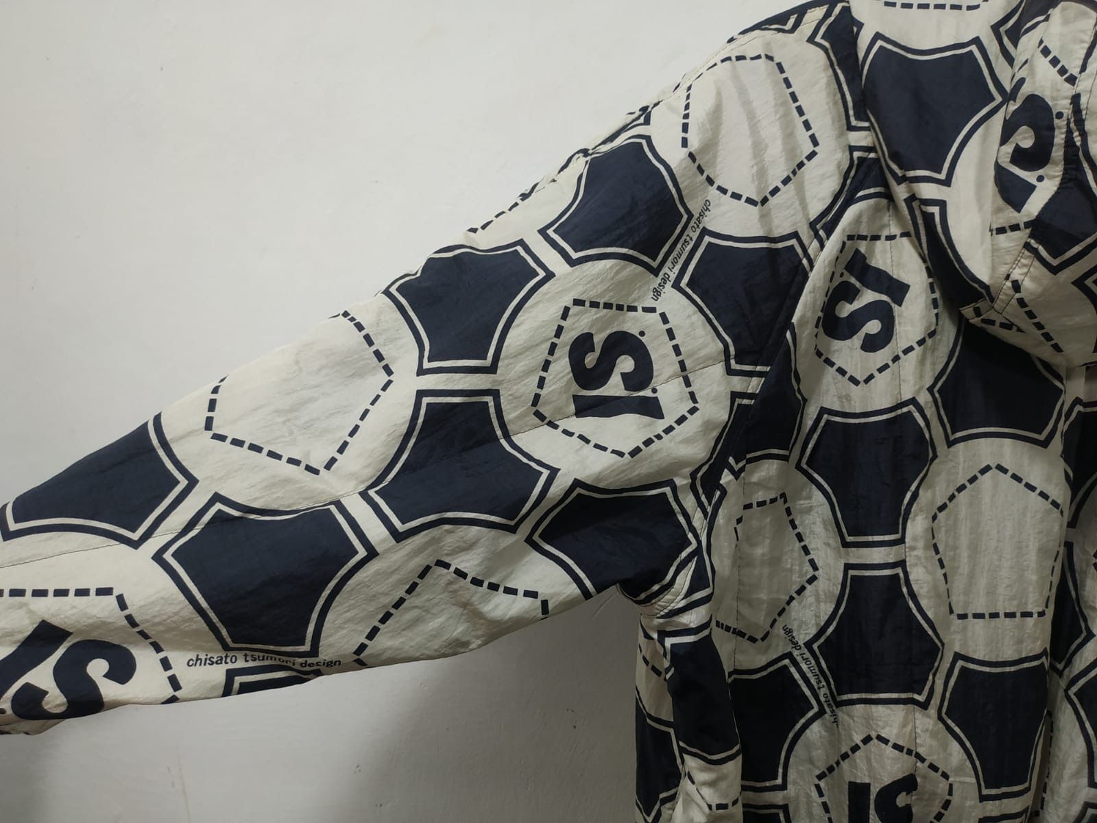 Issey Miyake Fit S to M, 80'S Issey Miyake Reversible Oversize Bomber Size US M / EU 48-50 / 2 - 17 Thumbnail