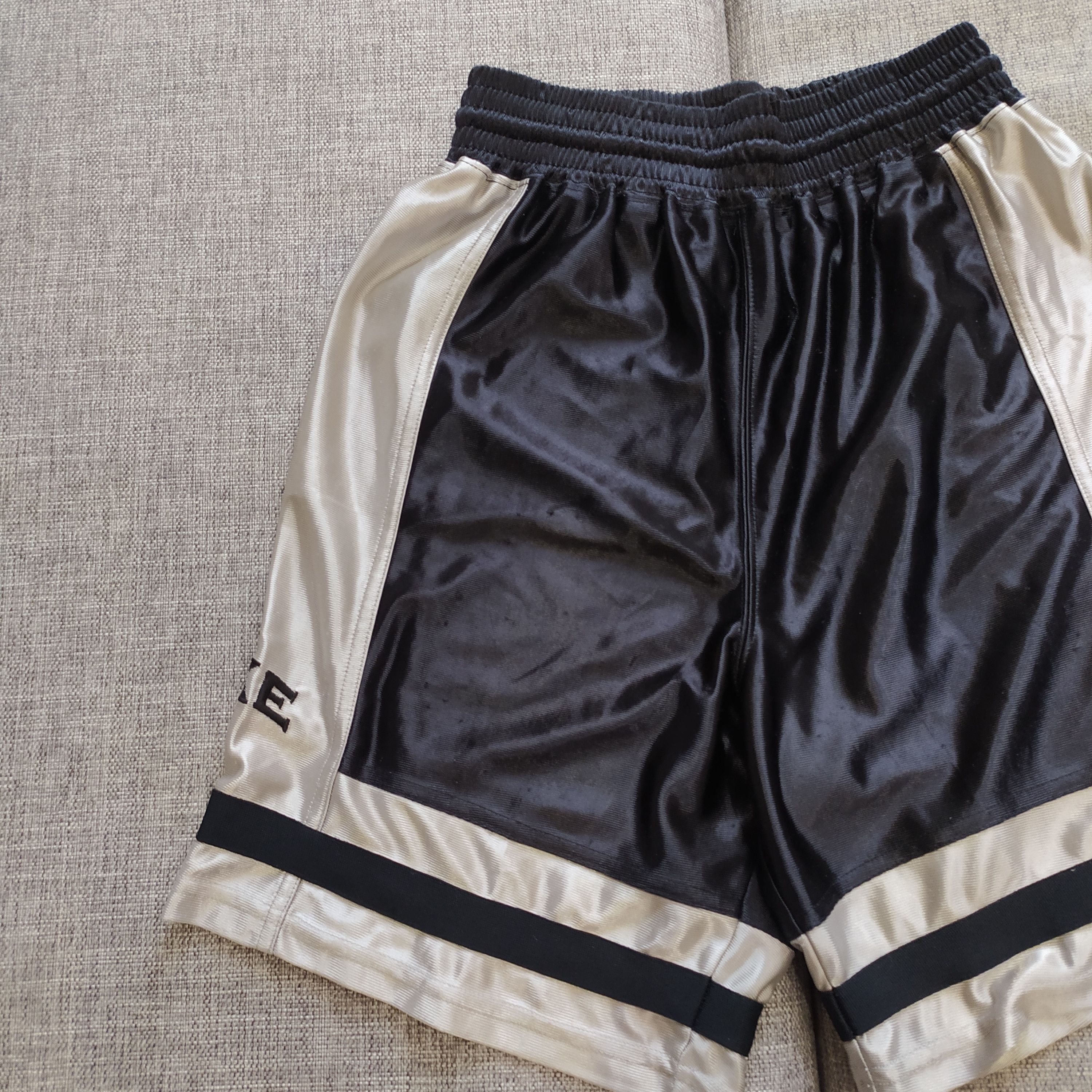 Nike × Vintage Vintage Y2K Nike Swoosh Basketball NBA style dri-fit shorts Size US 30 / EU 46 - 3 Thumbnail