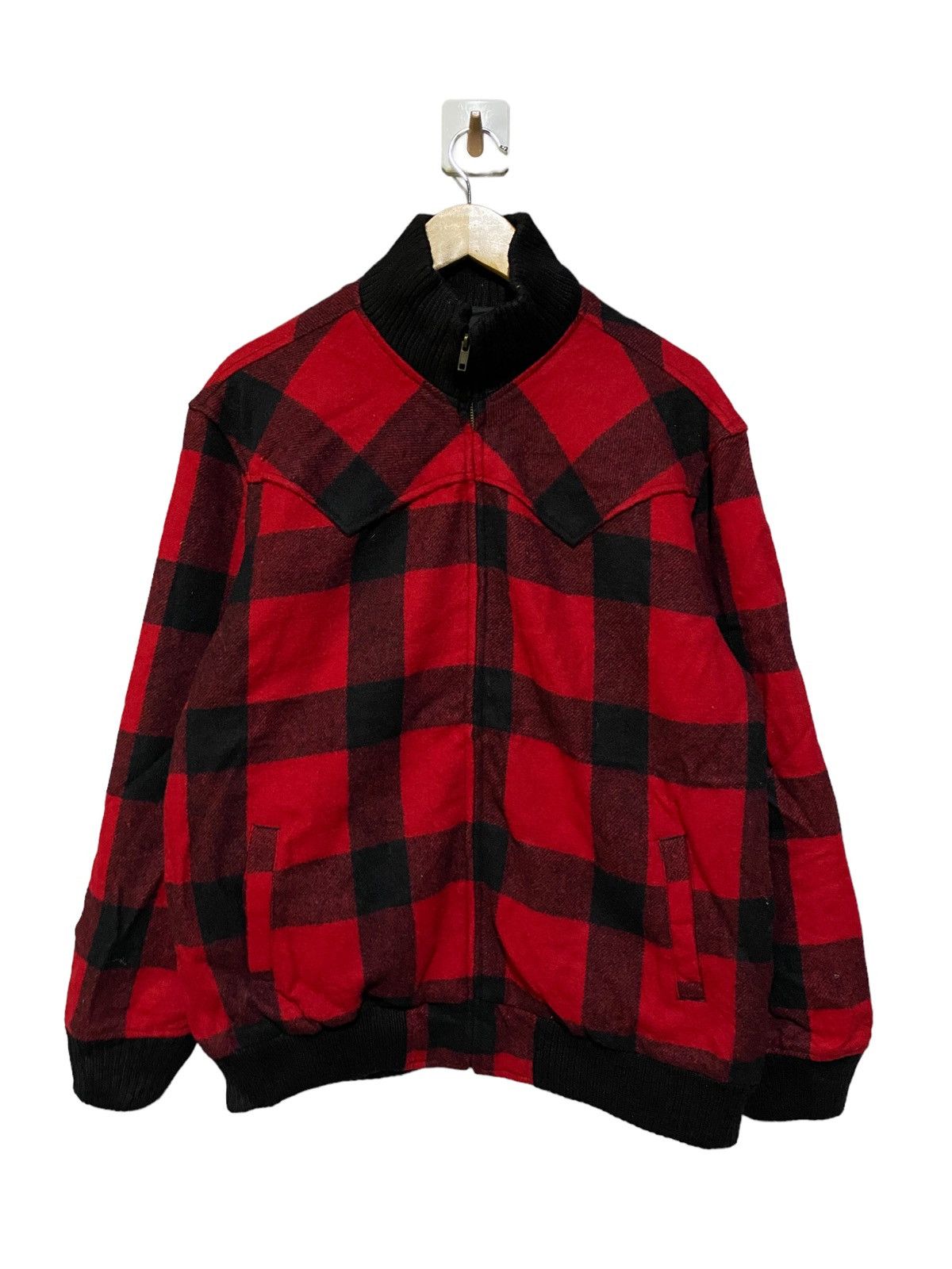Vintage × Woolrich Woolen Mills Woolrich Red Buffalo Plaid Wool Jacket Vintage Outdoor Wear Size US L / EU 52-54 / 3 - 1 Thumbnail