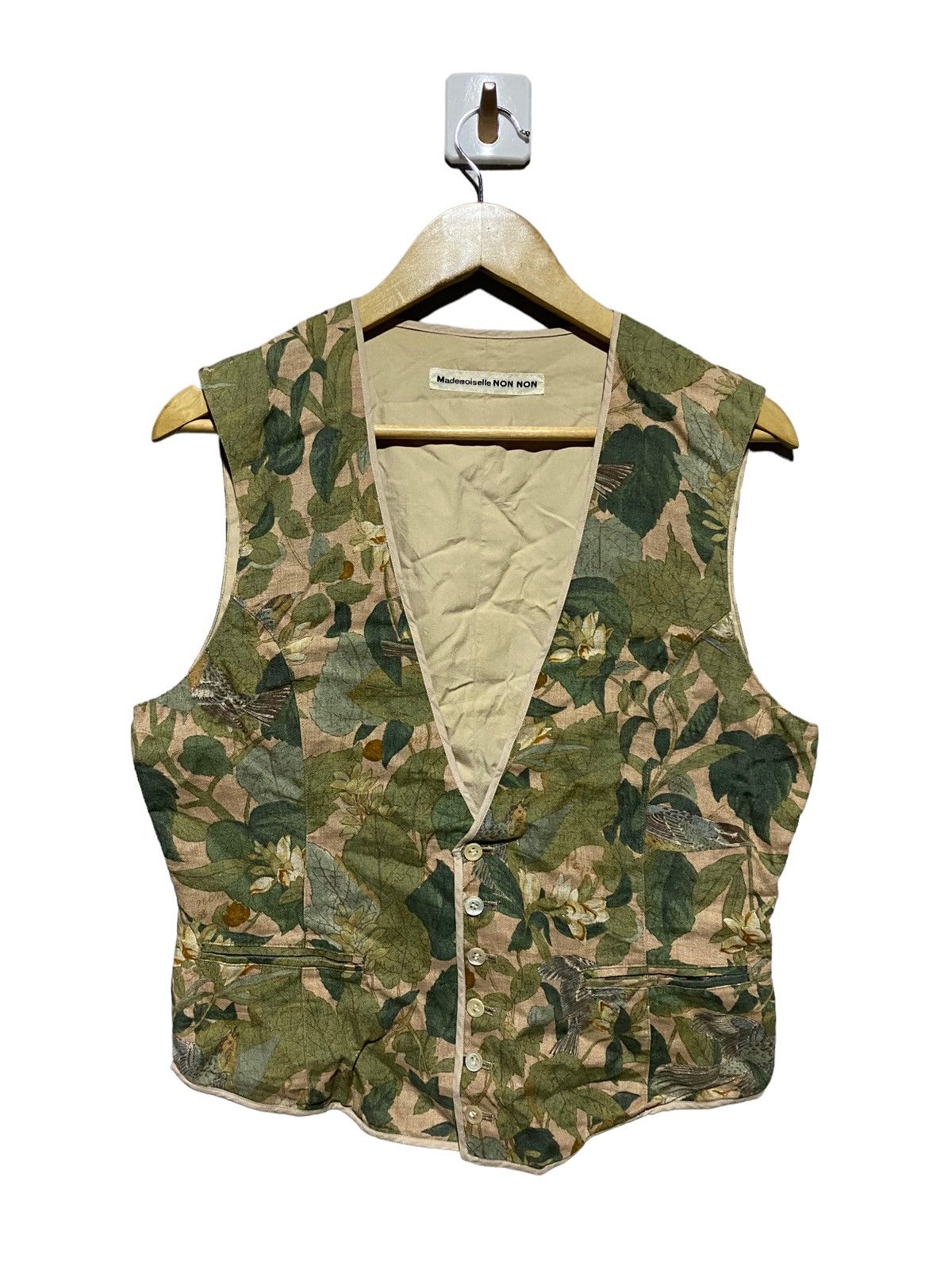 Mademoiselle Non Non Vintage Mademoiselle Non Non Floral Vest - Green & Beige Size US M / EU 48-50 / 2 - 1 Thumbnail