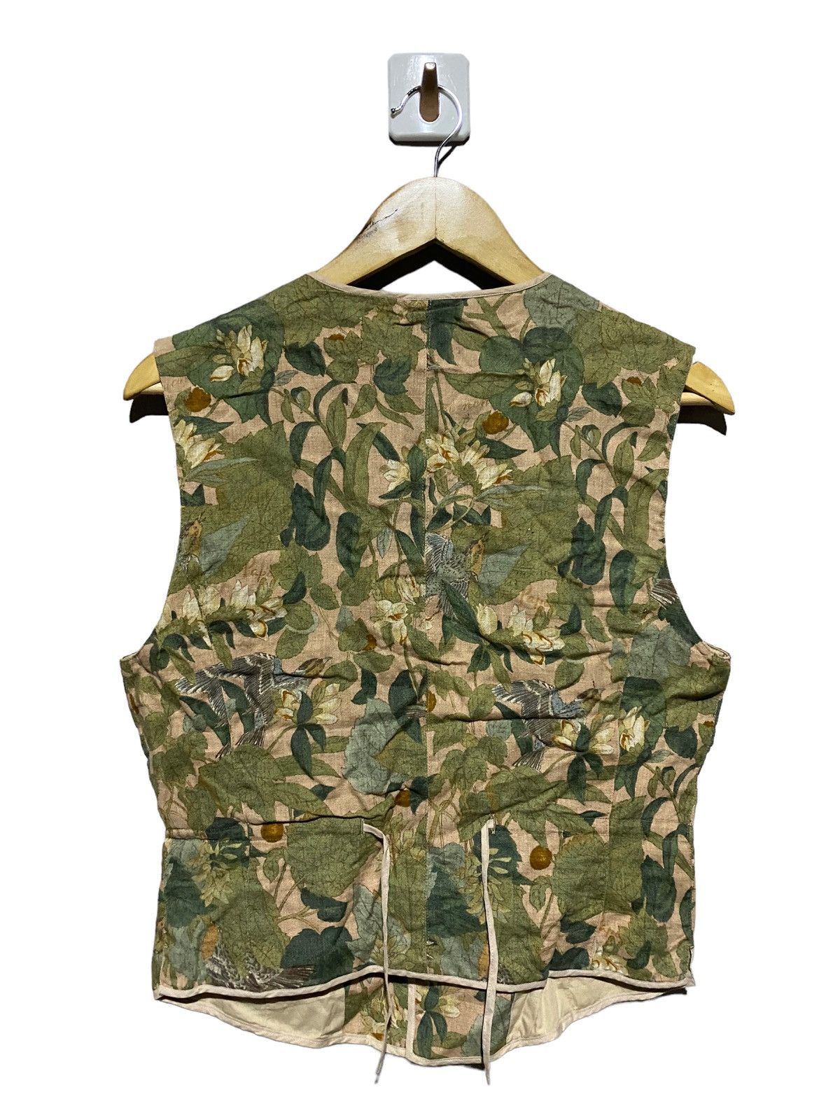 Mademoiselle Non Non Vintage Mademoiselle Non Non Floral Vest - Green & Beige Size US M / EU 48-50 / 2 - 2 Thumbnail