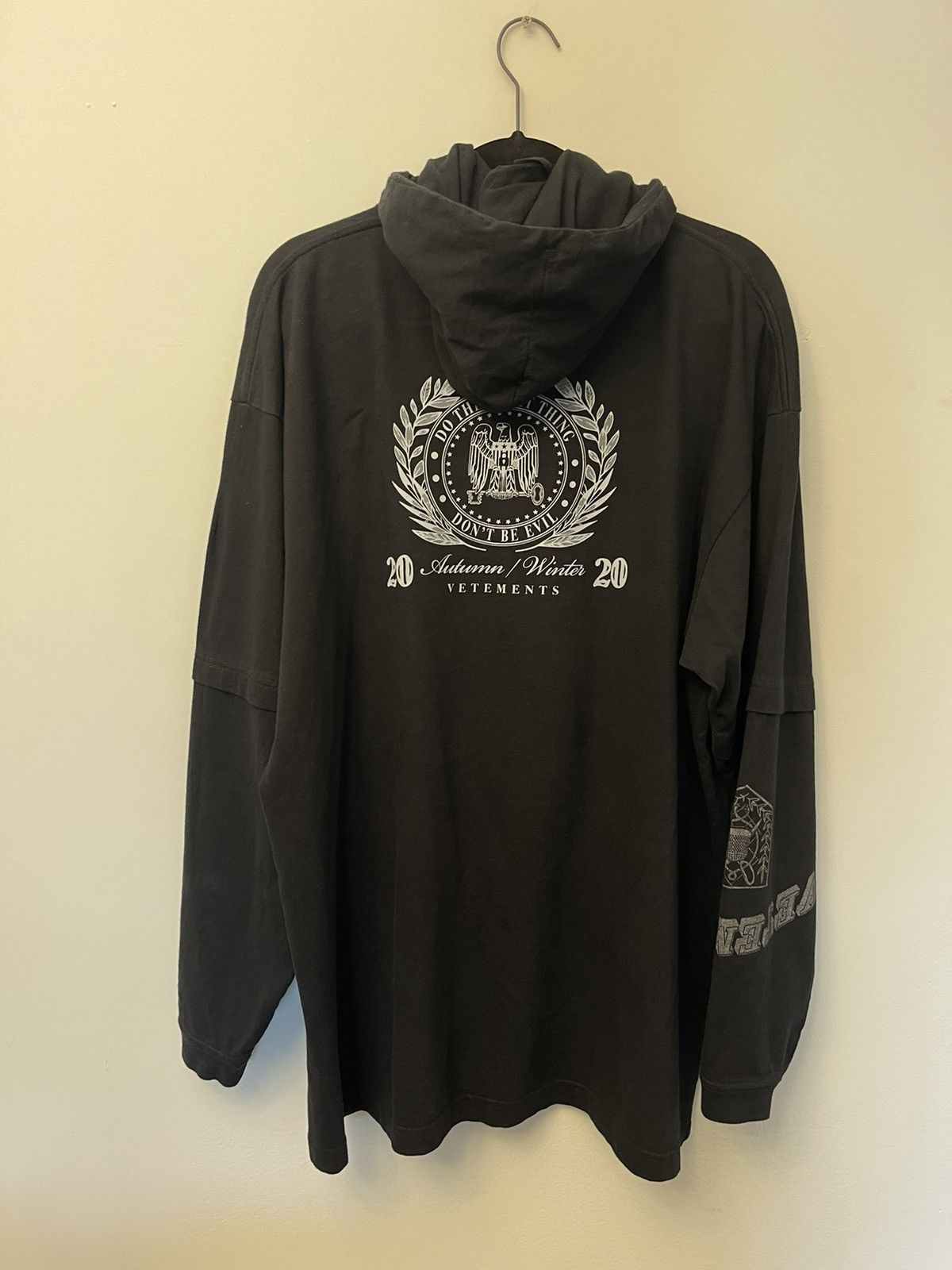 Vetements (BNWT*)Vetements 19fw runway maskhooded president sweatshirt Size US S / EU 44-46 / 1 - 3 Thumbnail