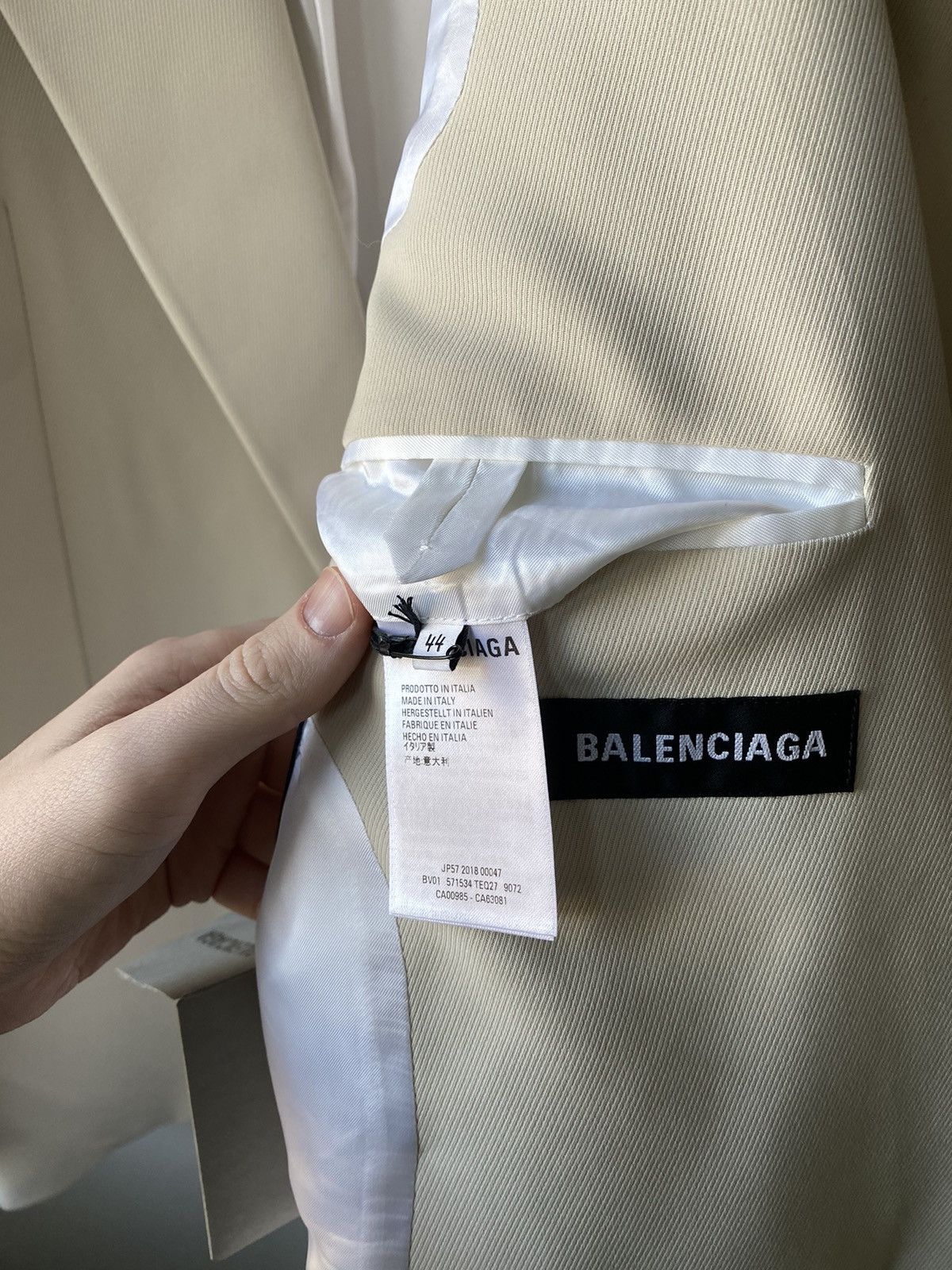 Balenciaga Balenciaga SS19 80s Shoulder Suit Size 44R - 6 Thumbnail