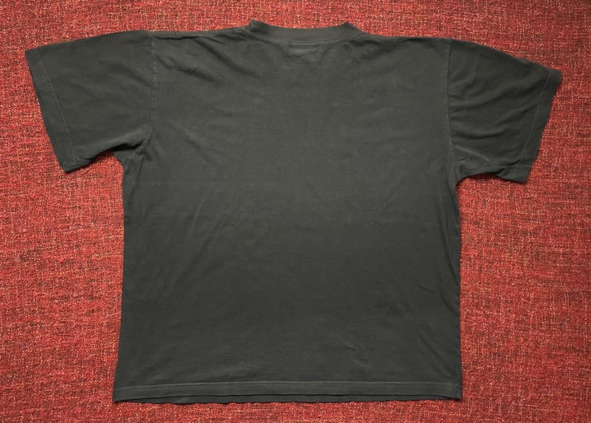 Vintage 90s Vintage planet earth skeleton t-shirt Size US L / EU 52-54 / 3 - 4 Thumbnail