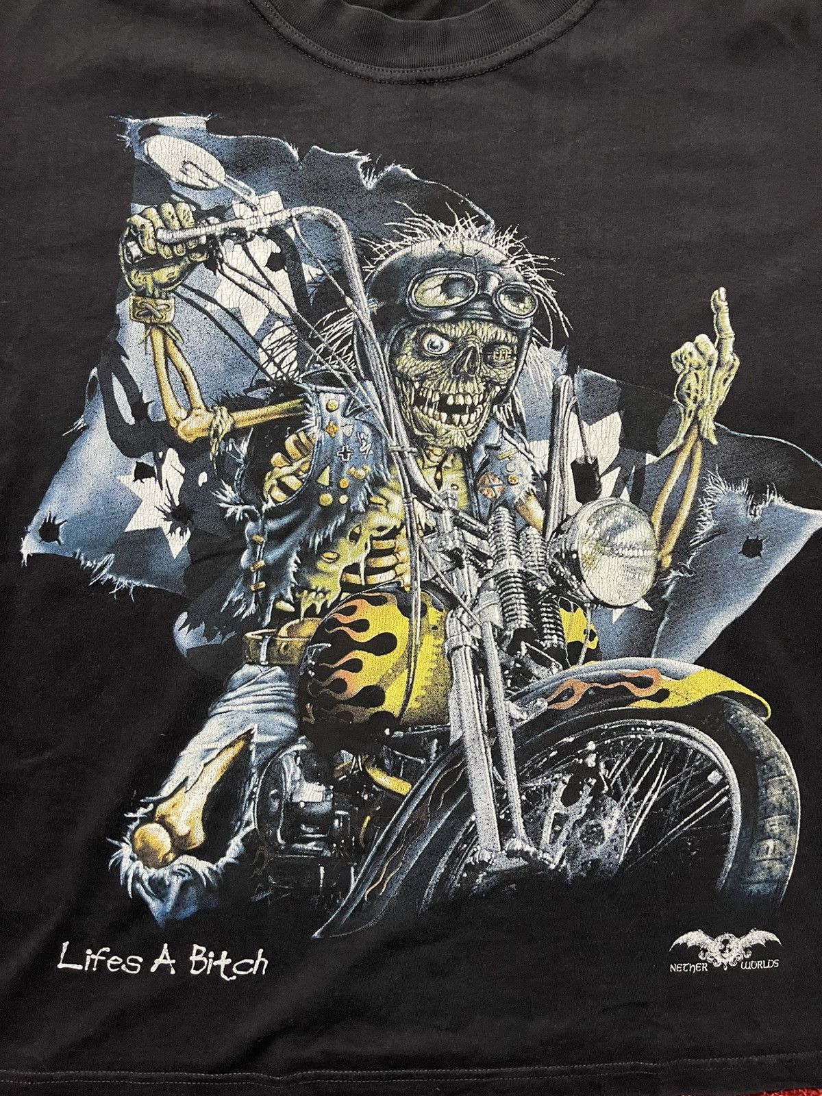 Vintage 90s Vintage planet earth skeleton t-shirt Size US L / EU 52-54 / 3 - 3 Thumbnail
