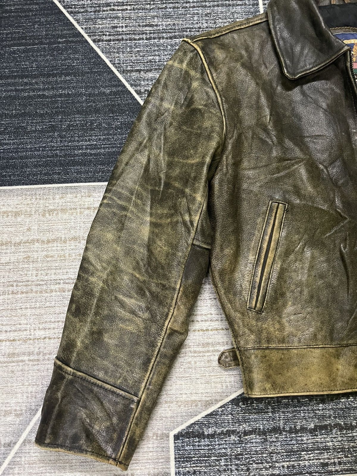Genuine Leather VINTAGE GIN UR BAN GENUINE LEATHER JACKET Size US M / EU 48-50 / 2 - 4 Thumbnail