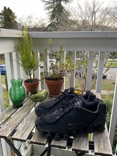 Shox cdg nike hot sale