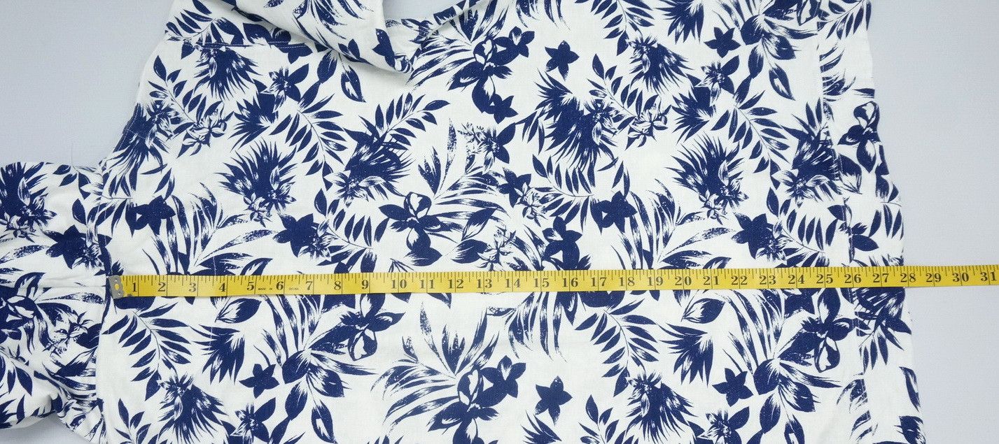 Japanese Brand ILLS California Styling Floral Hoodie Short Sleeve T-Shirt Size US L / EU 52-54 / 3 - 8 Thumbnail