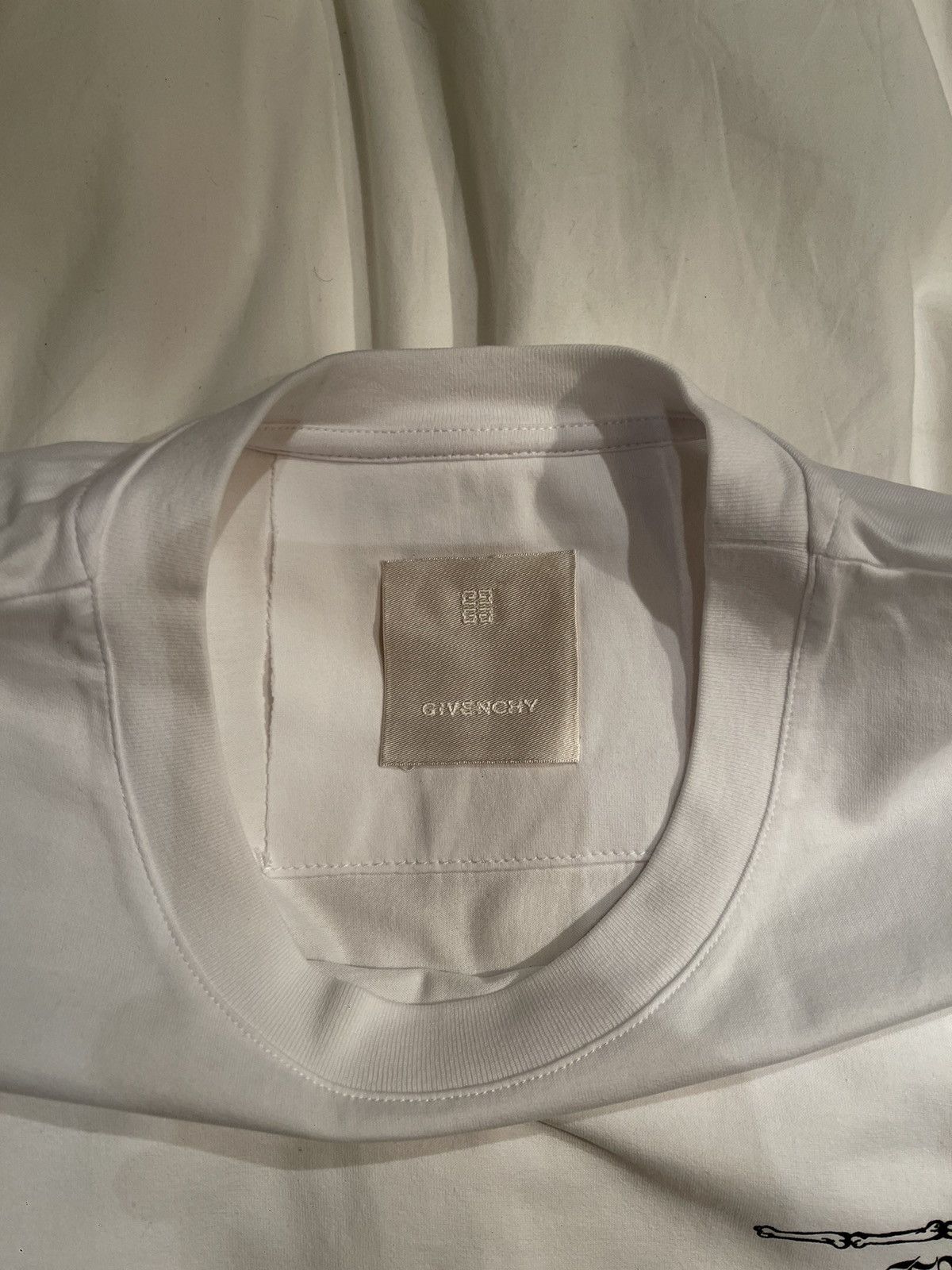 Givenchy Givenchy Oversized white ‘chain-link’ graphic T-shirt Size US S / EU 44-46 / 1 - 3 Thumbnail