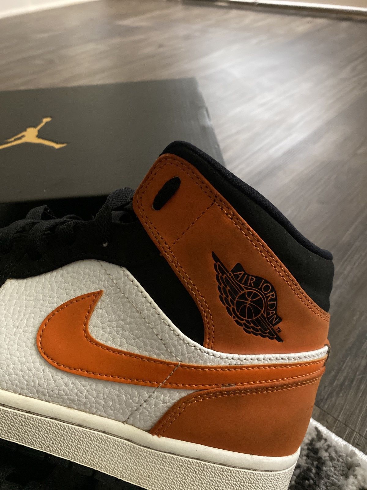 Jordan Brand Jordan 1 Shattered backboard Size US 11 / EU 44 - 2 Thumbnail