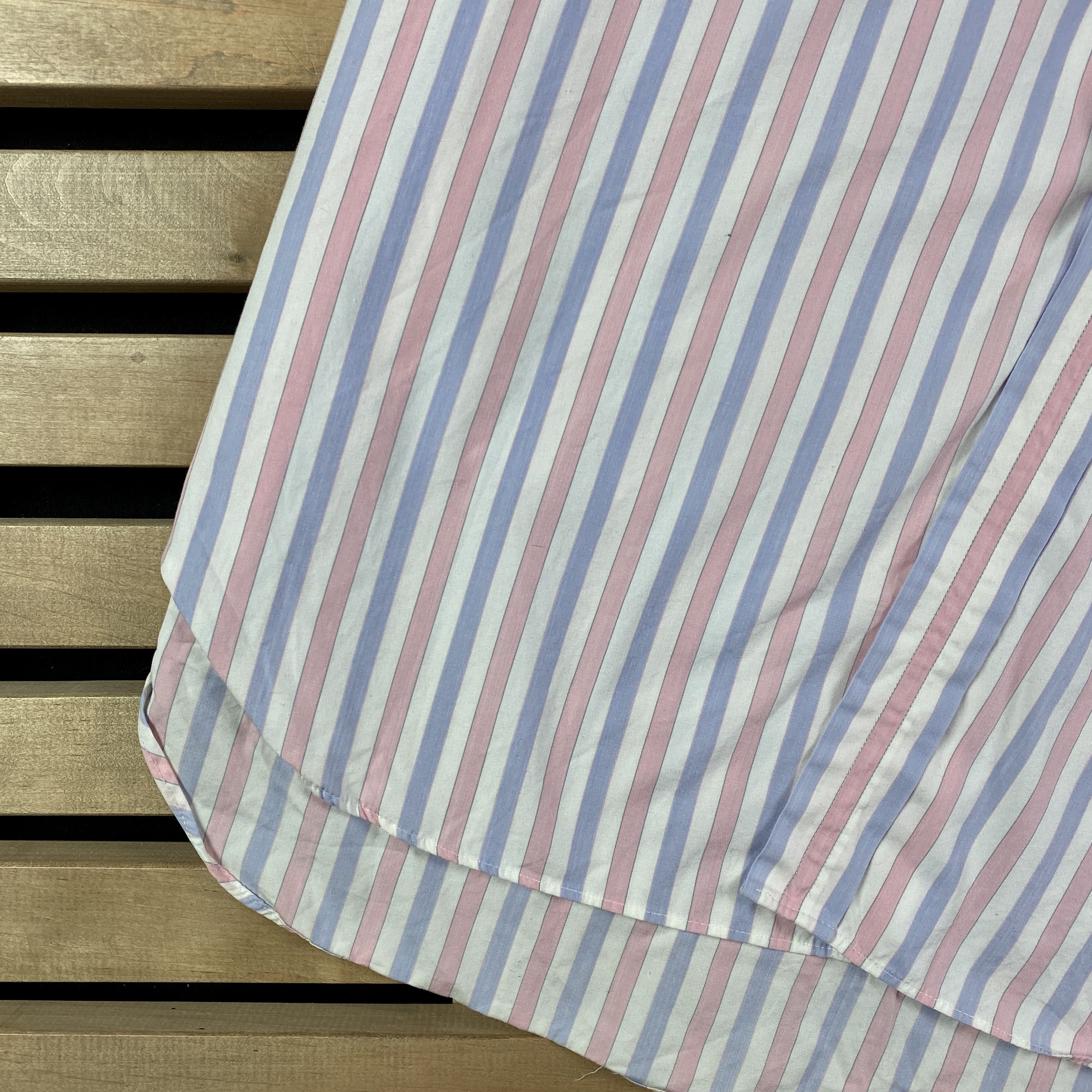 Burberry × Vintage Mens Shirt Long Sleeve Burberrys Vintage Size 42/16 Size US L / EU 52-54 / 3 - 3 Thumbnail