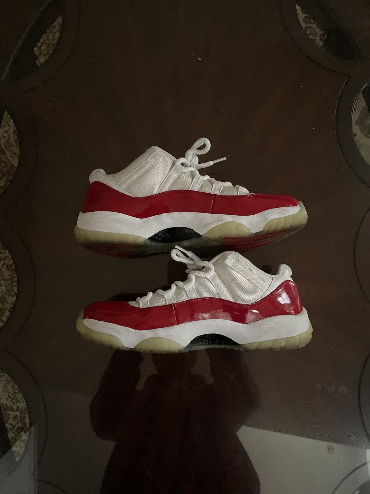 Jordan Brand jordan 11 low cherry red Size US 11 / EU 44 - 2 Thumbnail