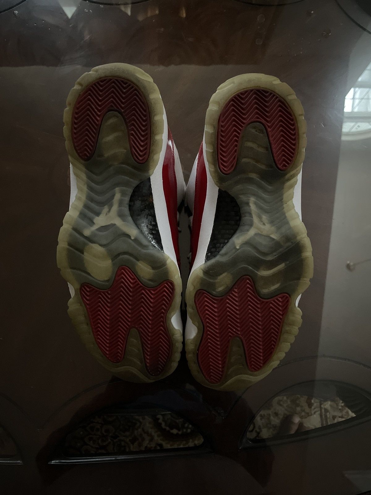 Jordan Brand jordan 11 low cherry red Size US 11 / EU 44 - 5 Thumbnail