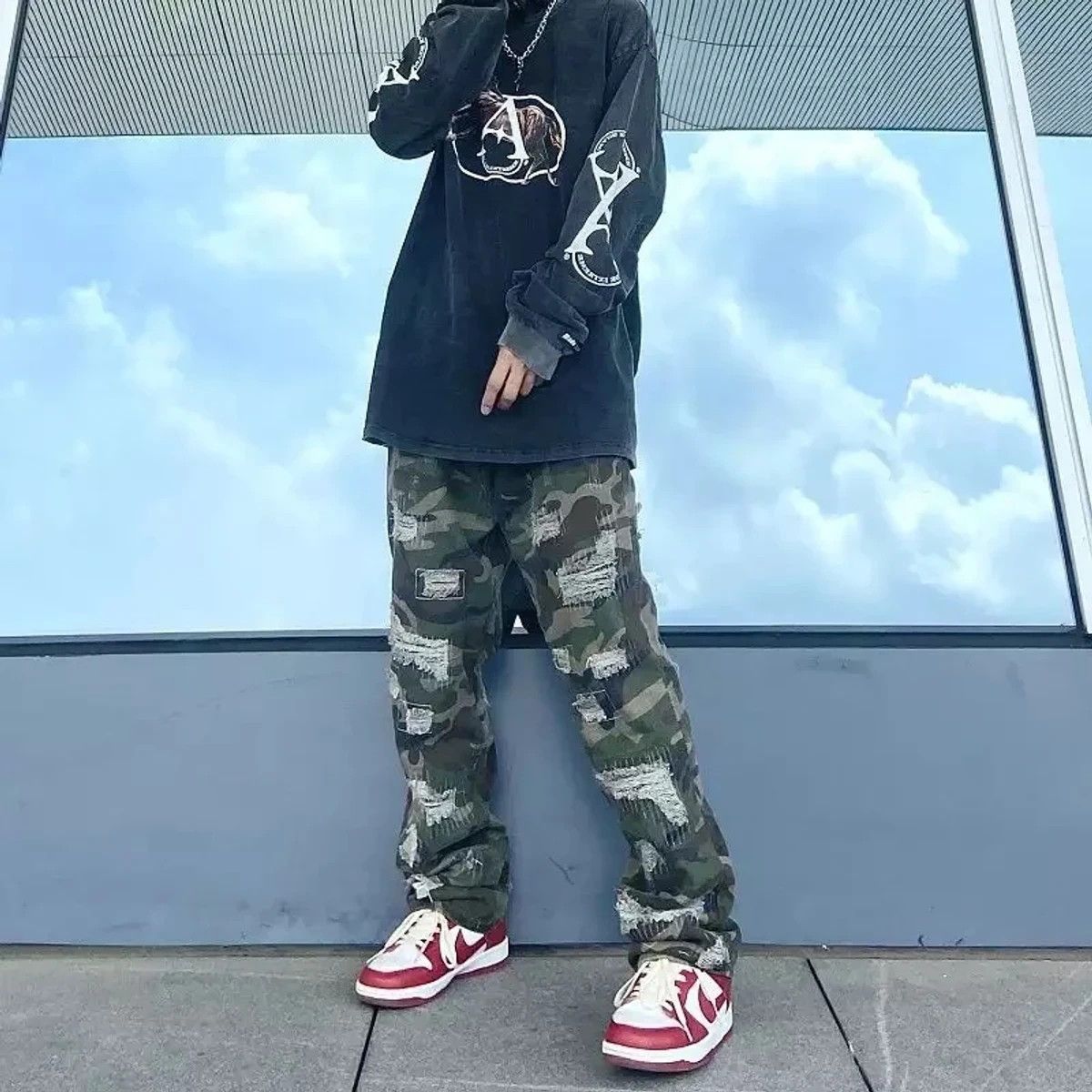 Japanese Brand 💥Camo Distressed Patchwork Denim Size 埬3 Size US 32 / EU 48 - 3 Thumbnail