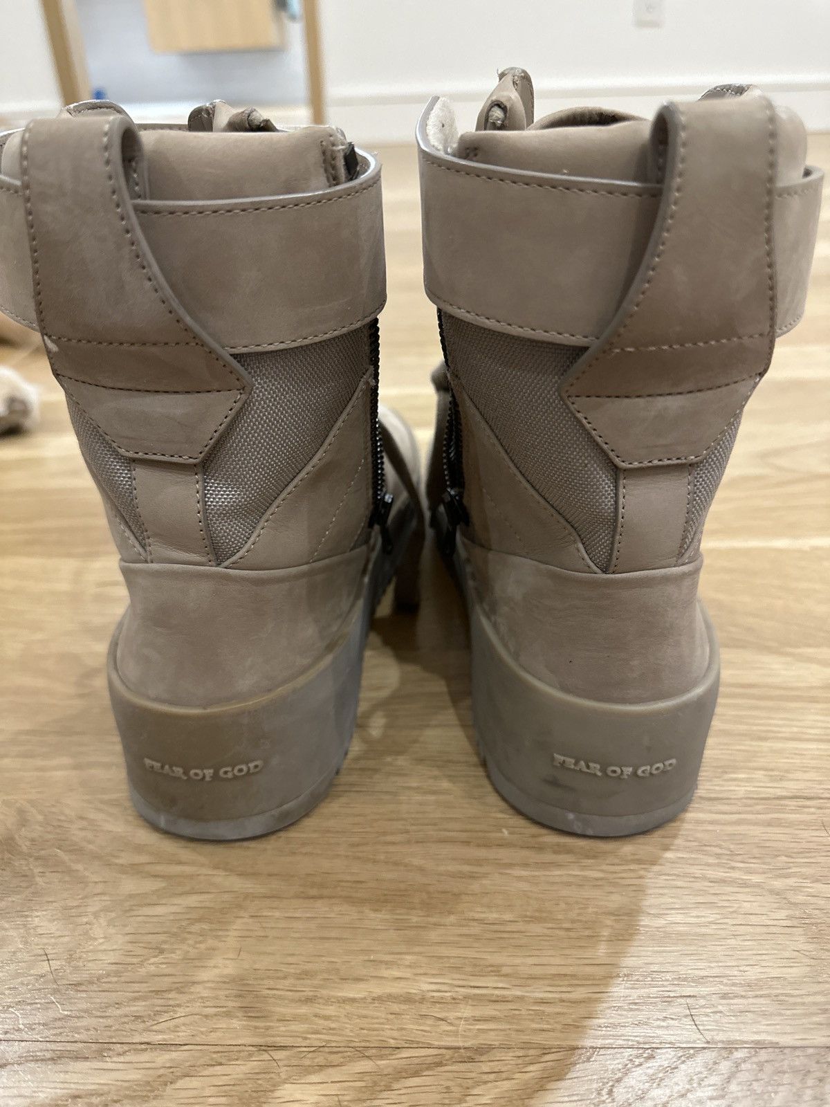 Fear of God Fear of god high top military sneaker size 8 Size US 8 / EU 41 - 4 Thumbnail