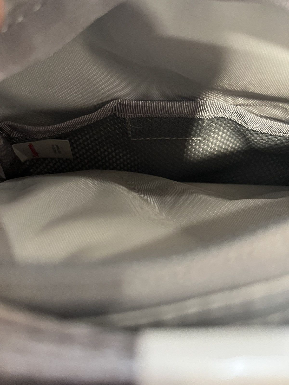 Supreme Supreme Shoulder Bag Silver FW22 Size ONE SIZE - 11 Thumbnail