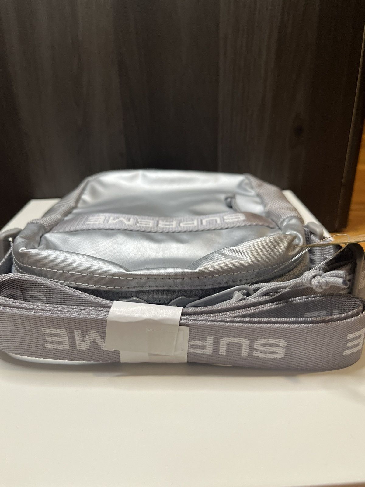 Supreme Supreme Shoulder Bag Silver FW22 Size ONE SIZE - 4 Thumbnail