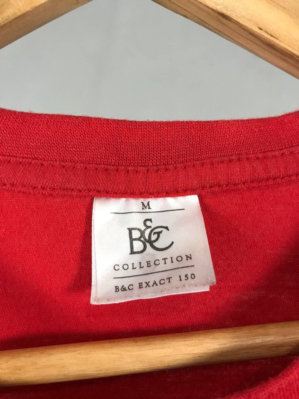 Other Casual football hooligans streetwear red tee Size US M / EU 48-50 / 2 - 5 Thumbnail