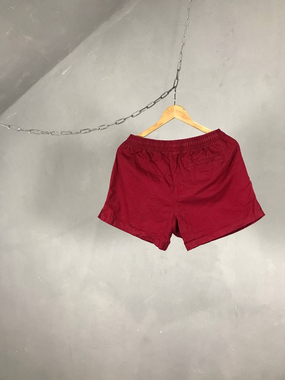 Vintage Nike vintage swoosh streetwear red shorts Size US 32 / EU 48 - 5 Thumbnail