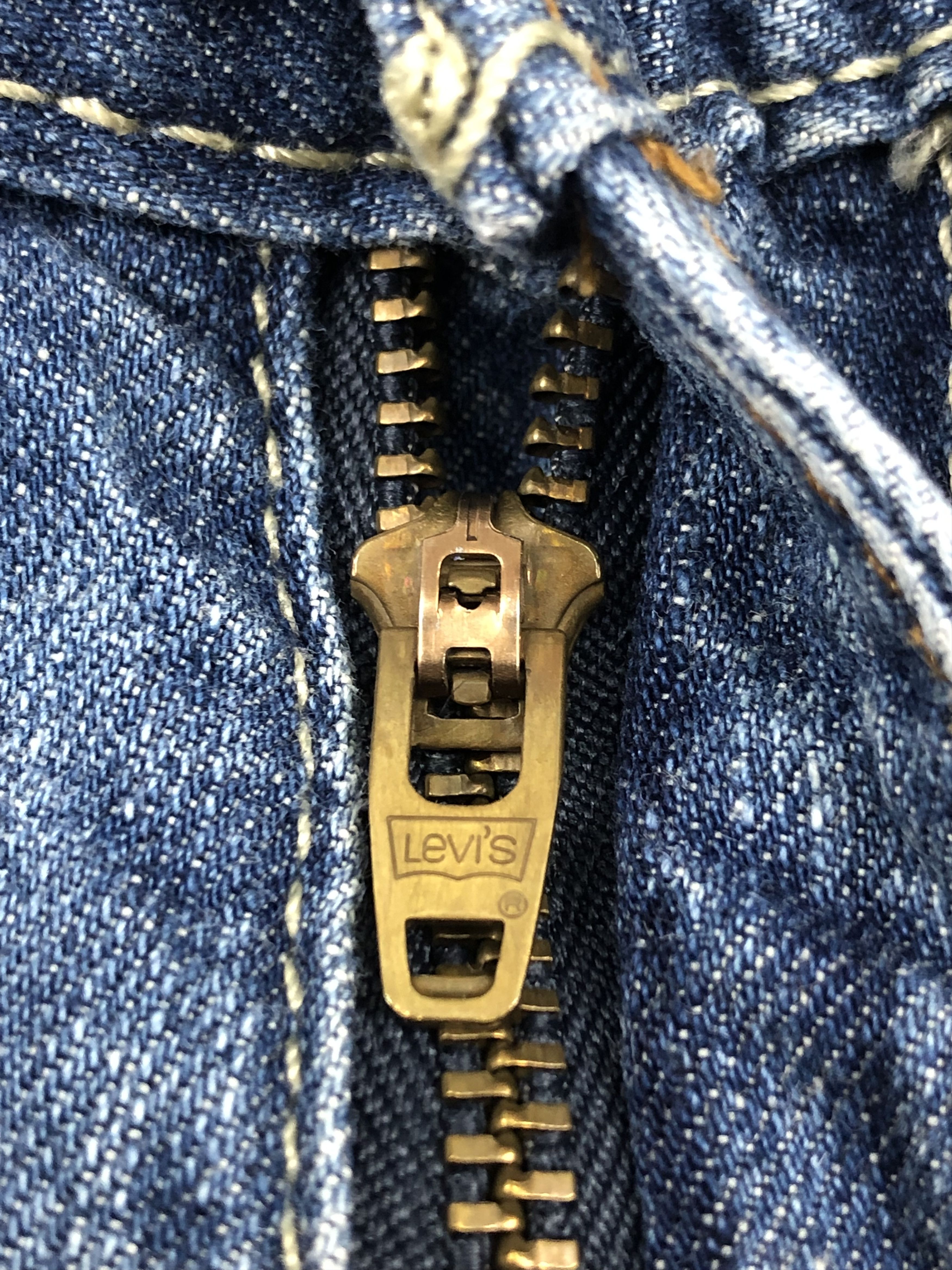 Levi's Vintage Levis 514 Faded Blue Denim DP1674 Size US 33 - 11 Thumbnail