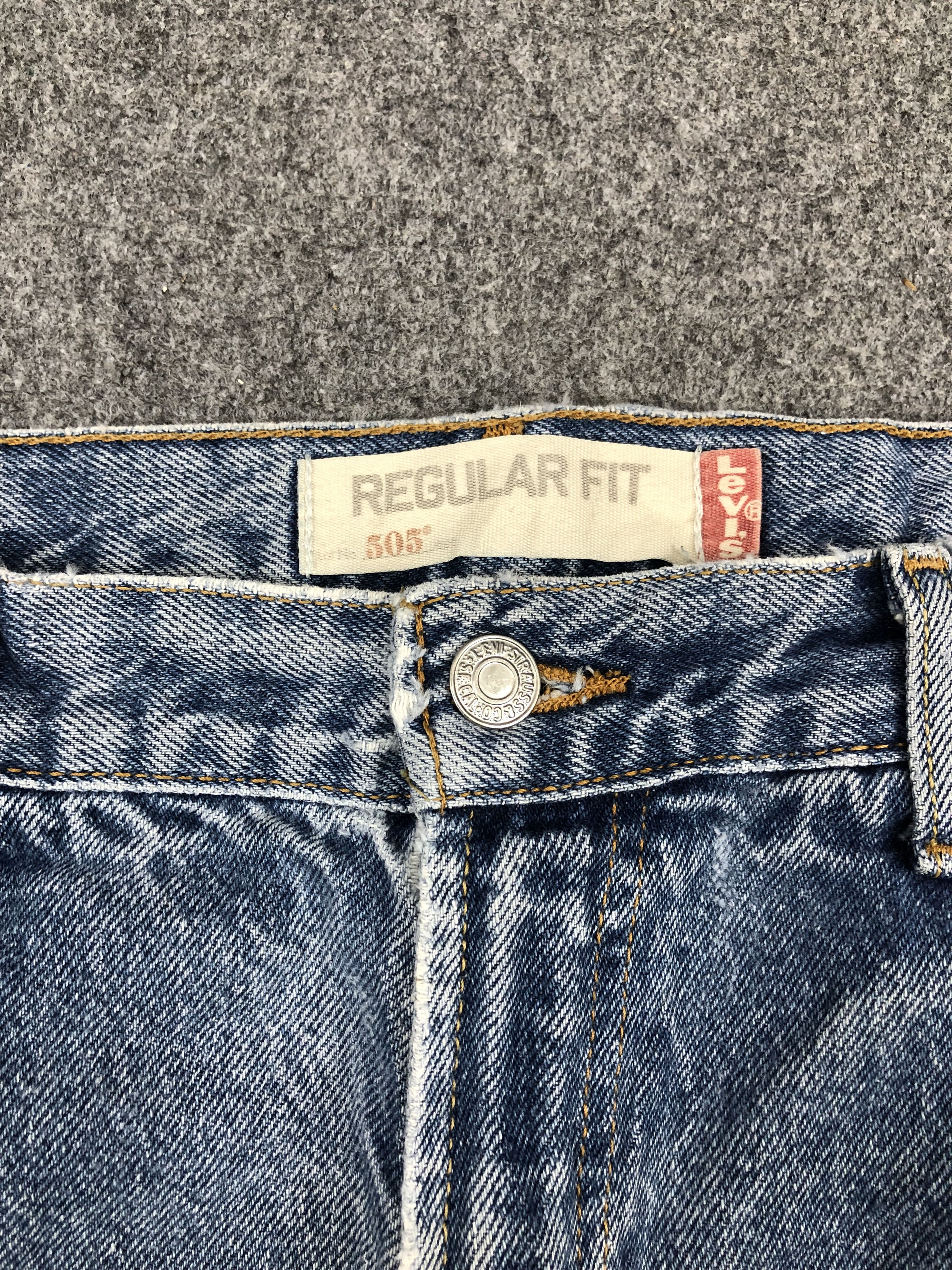 Levi's Vintage Levis 505 Light Wash Jeans DP1671 Size US 36 / EU 52 - 9 Thumbnail