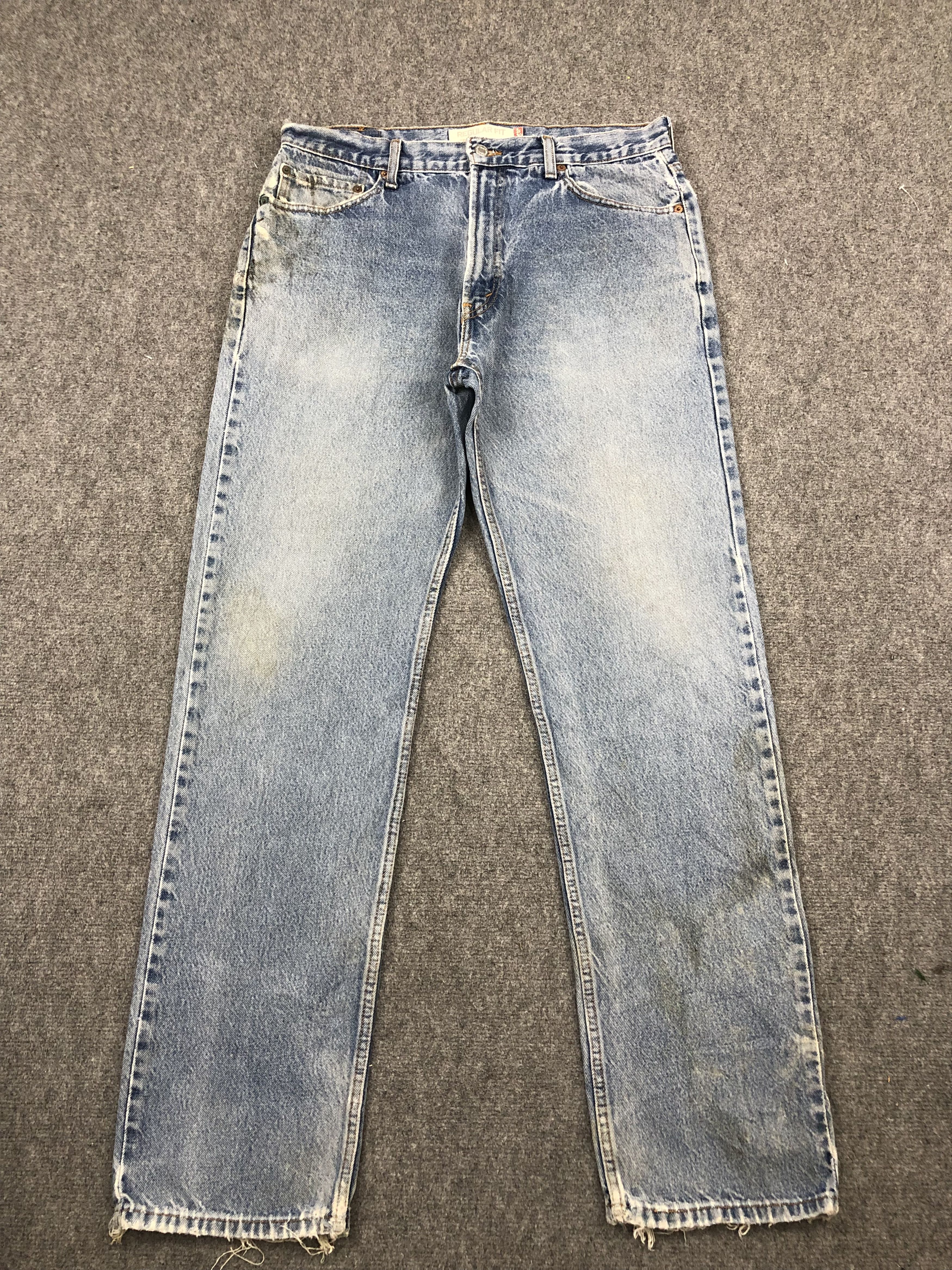 Levi's Vintage Levis 505 Light Wash Jeans DP1671 Size US 36 / EU 52 - 1 Thumbnail