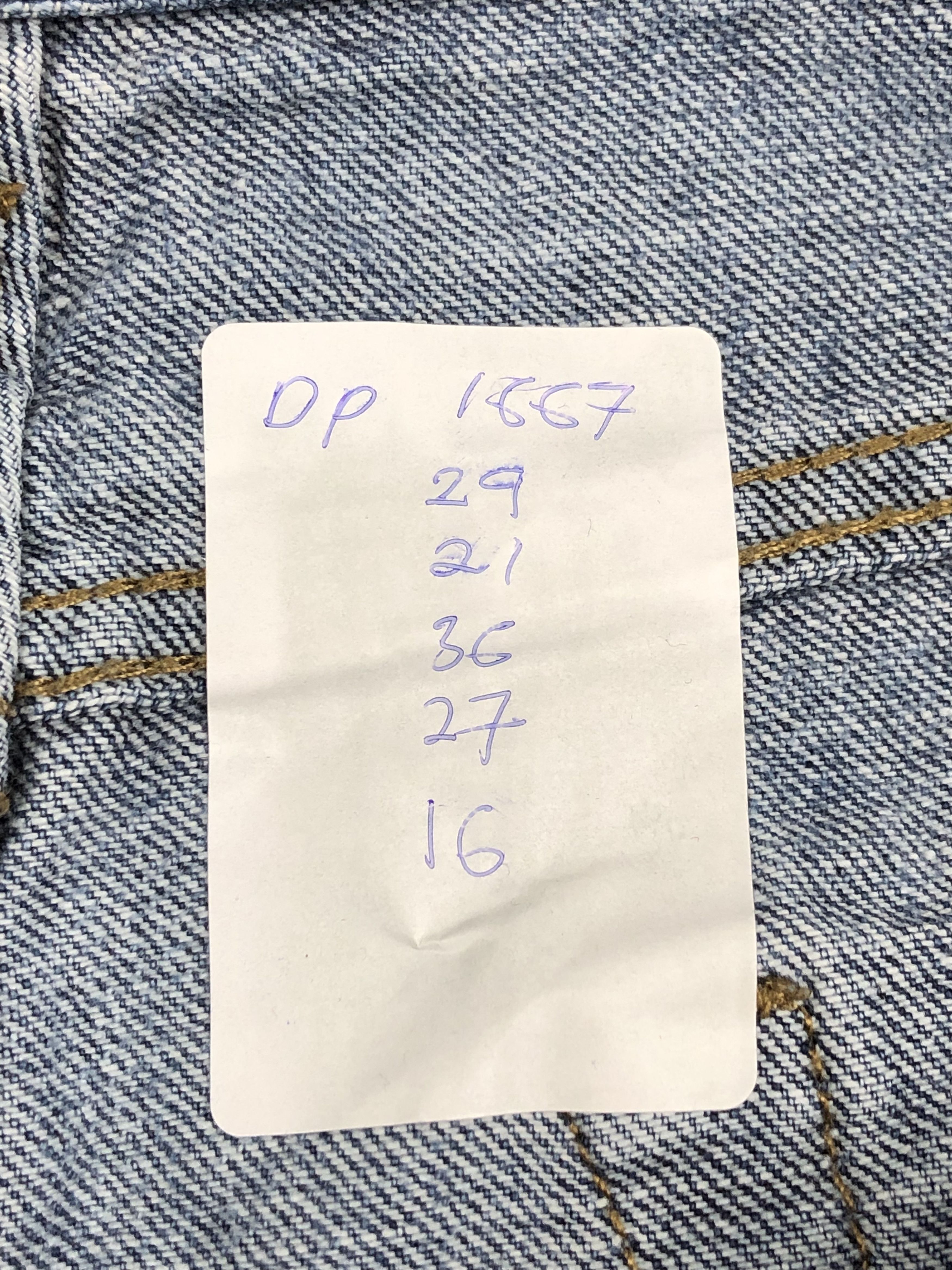 Levi's Vintage Levis 550 Light Blue Denim DP1667 Size US 29 - 13 Thumbnail