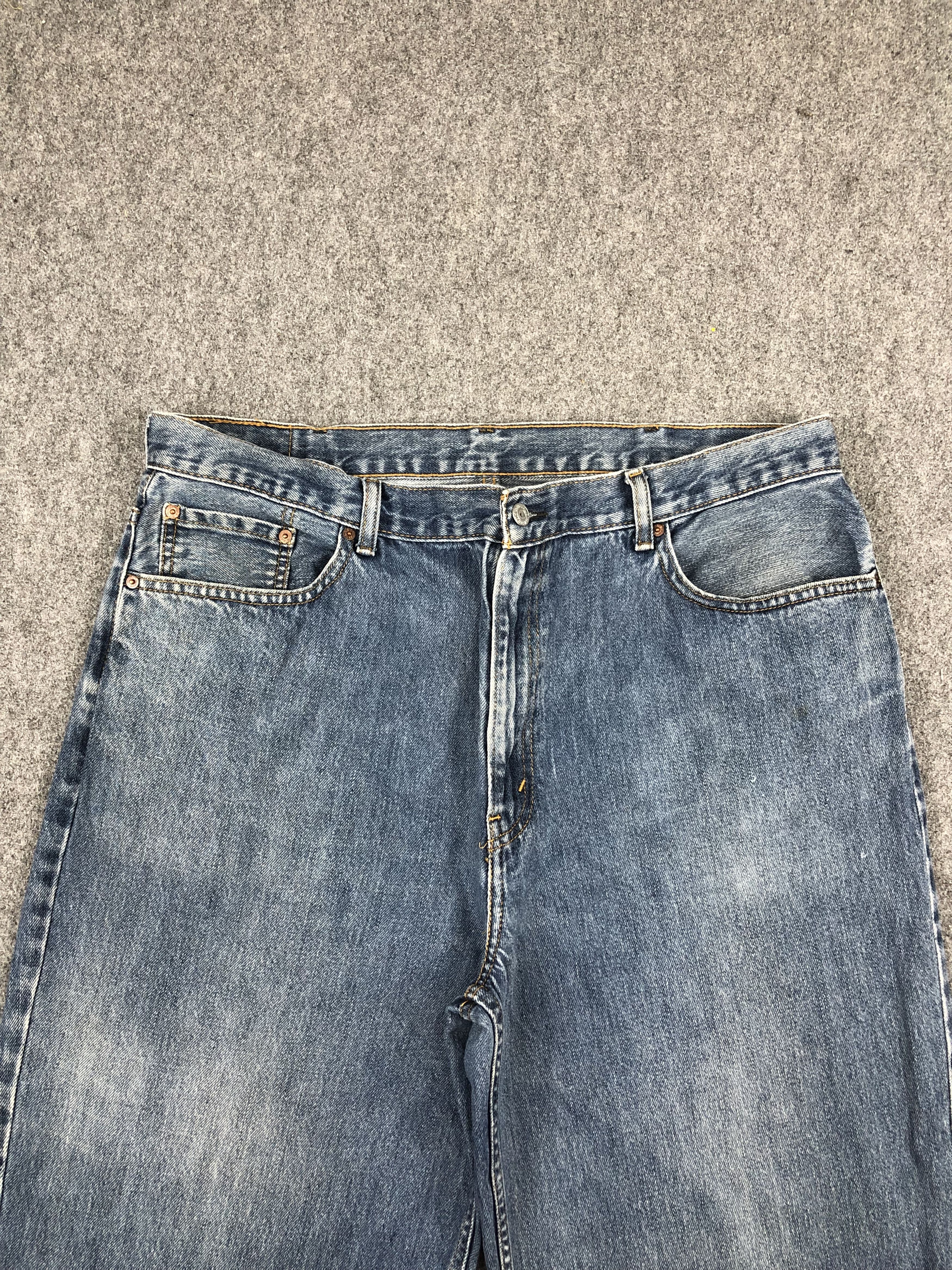 Levi's Vintage Levis 560 Light Blue Jeans DP1666 Size US 40 / EU 56 - 2 Thumbnail