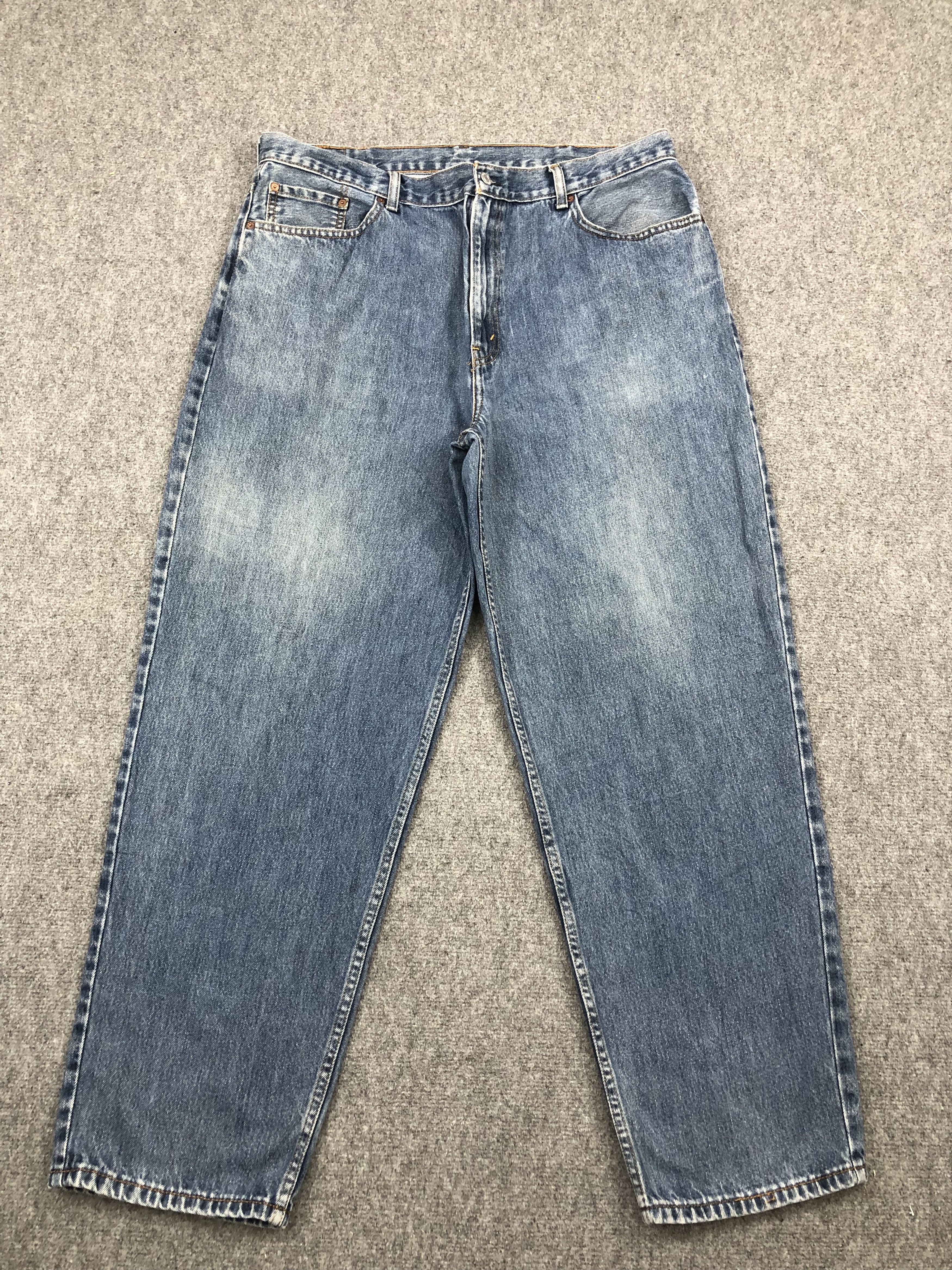 Vintage Levis 560 Light Blue Jeans DP1666