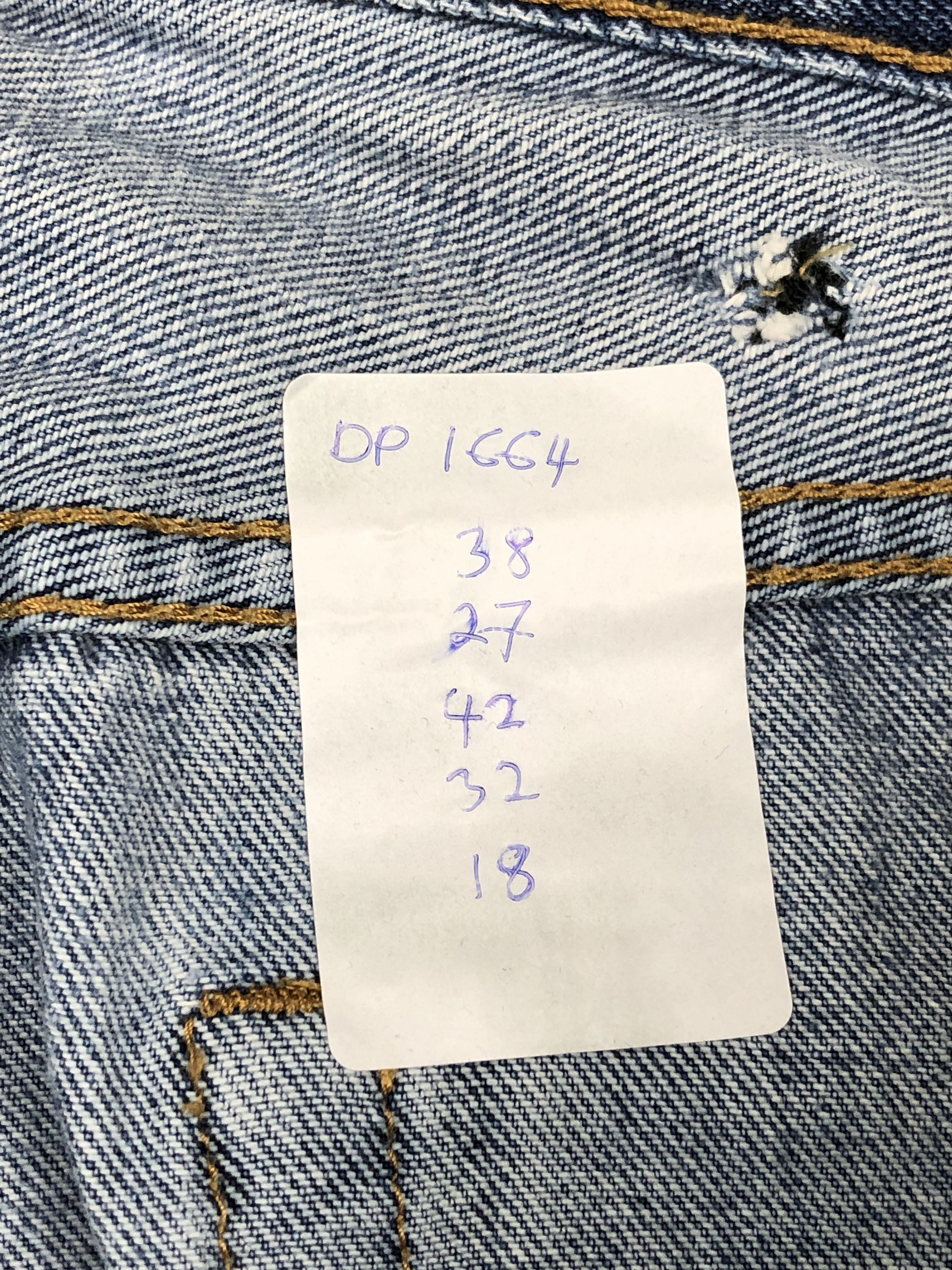Levi's Vintage Levis 501 Light Blue Jeans DP1664 Size US 38 / EU 54 - 15 Thumbnail