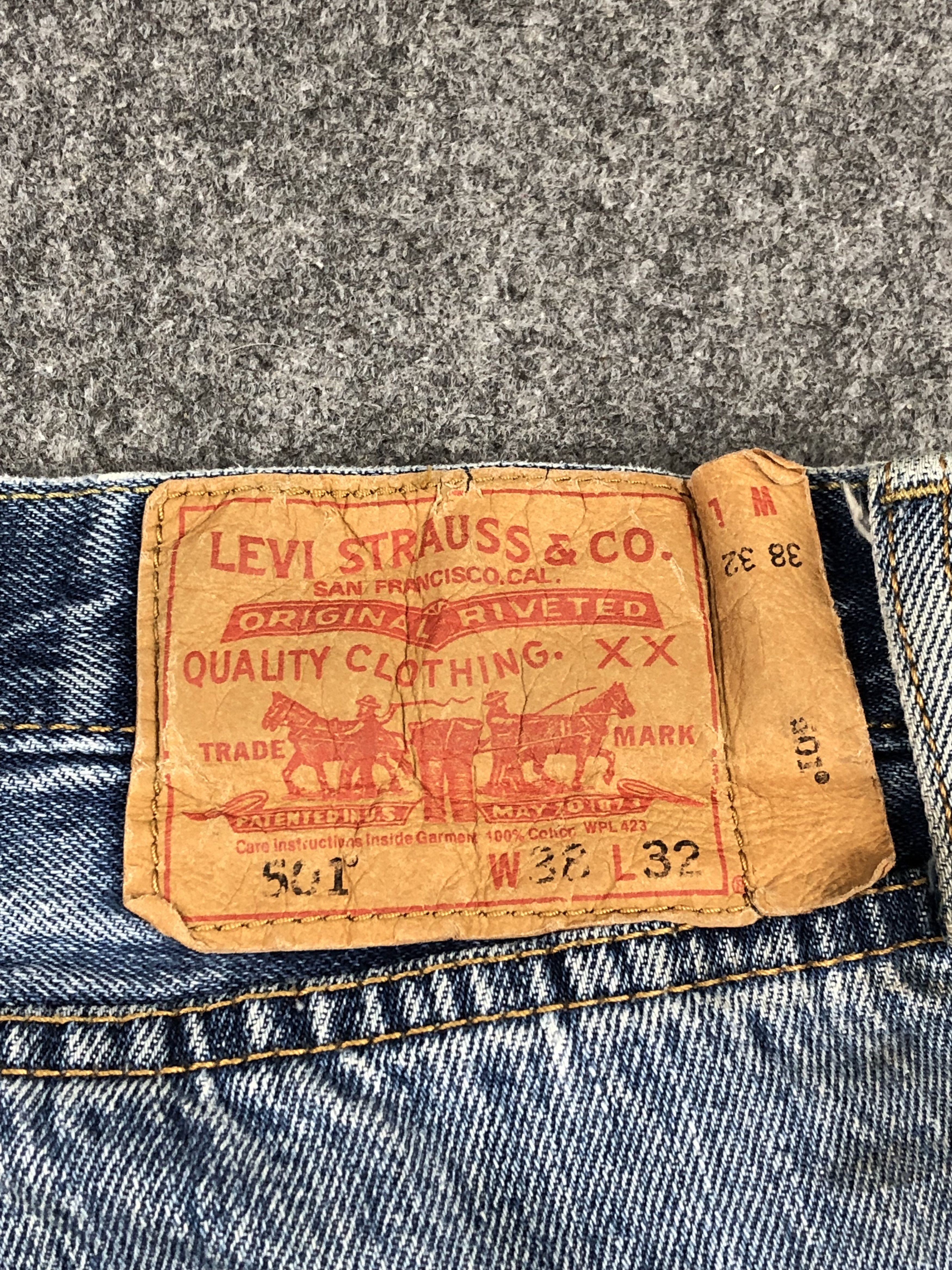 Levi's Vintage Levis 501 Light Blue Jeans DP1664 Size US 38 / EU 54 - 5 Thumbnail