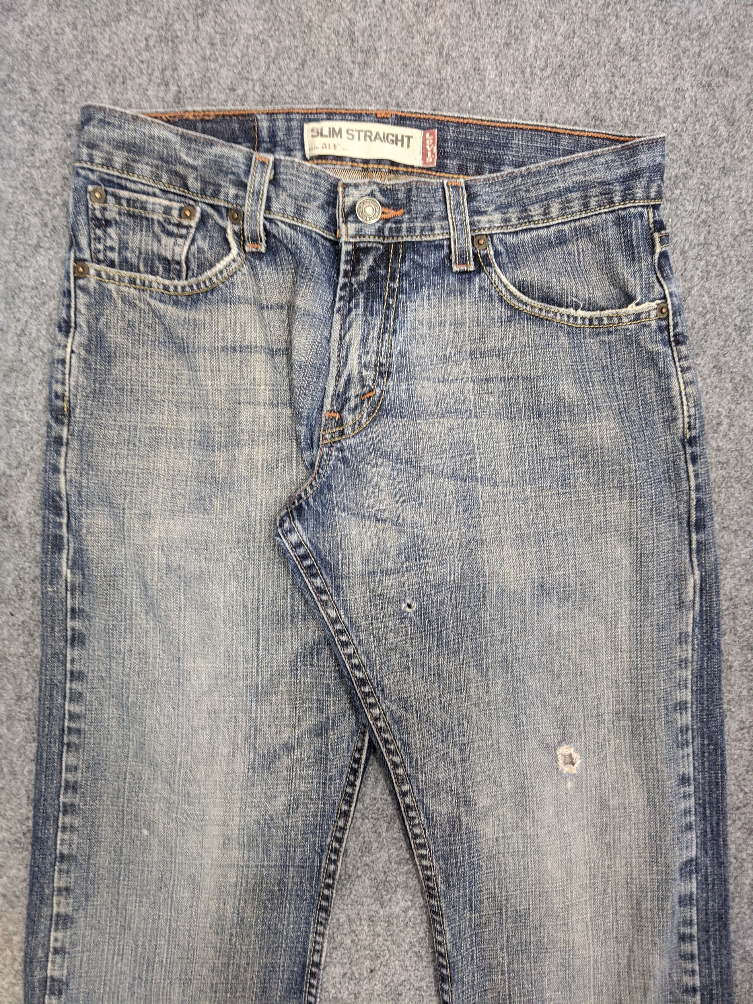 Levi's Vintage Levis 514 Jeans Lightwash DP0754 Size US 31 - 2 Thumbnail