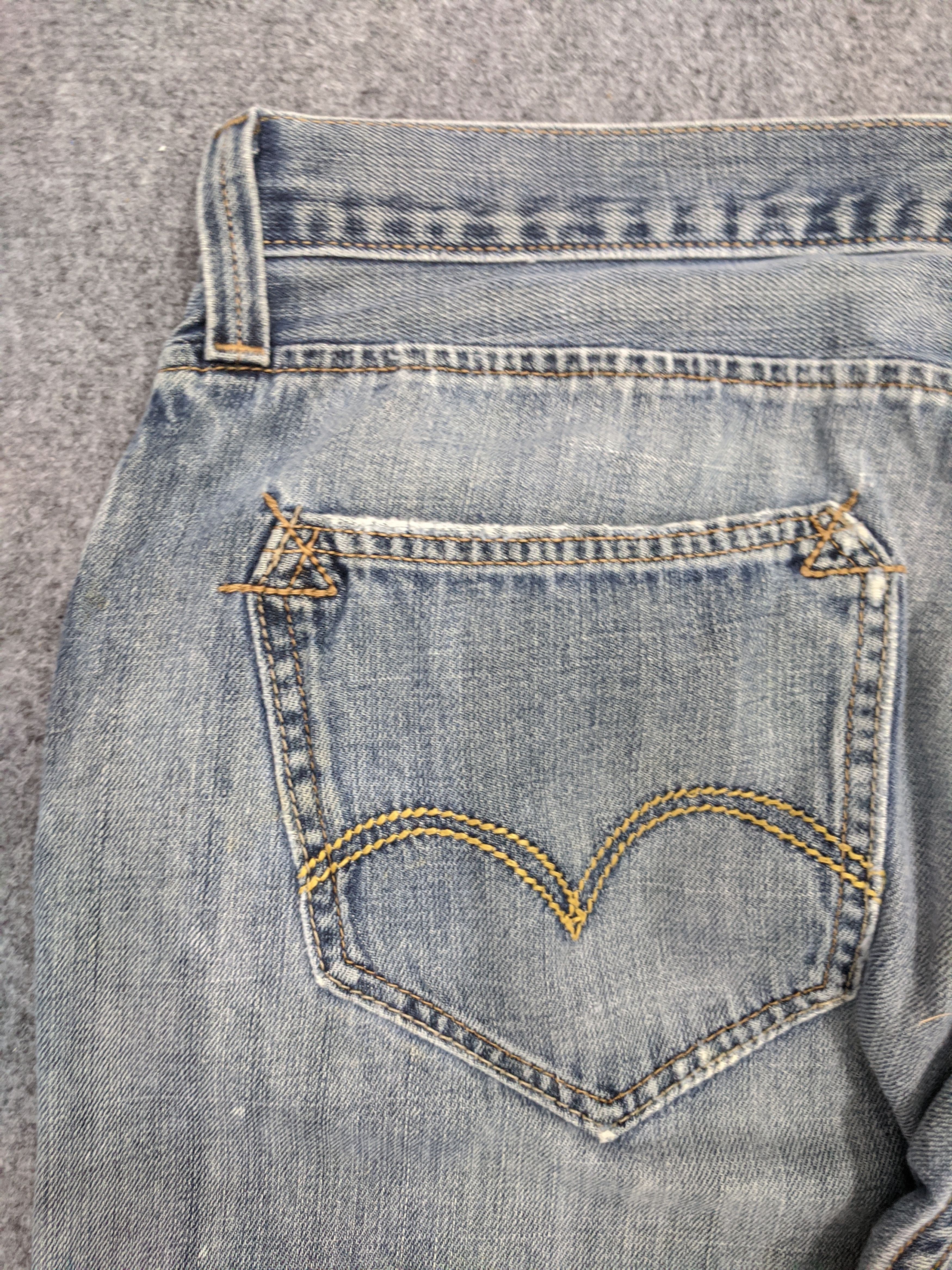 Levi's Vintage Levis Jeans DP0776 Size US 37 - 14 Thumbnail