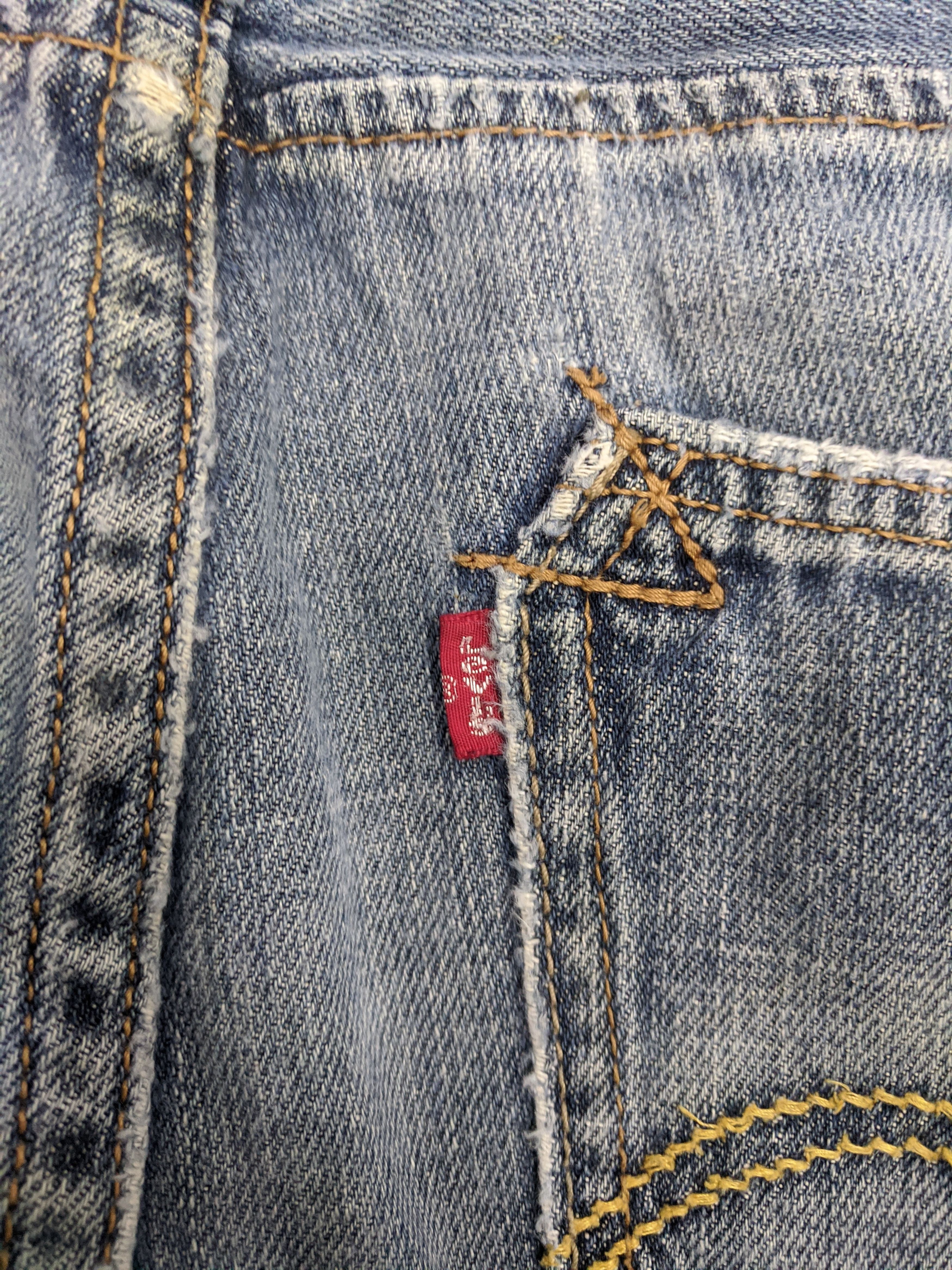 Levi's Vintage Levis Jeans DP0776 Size US 37 - 6 Thumbnail