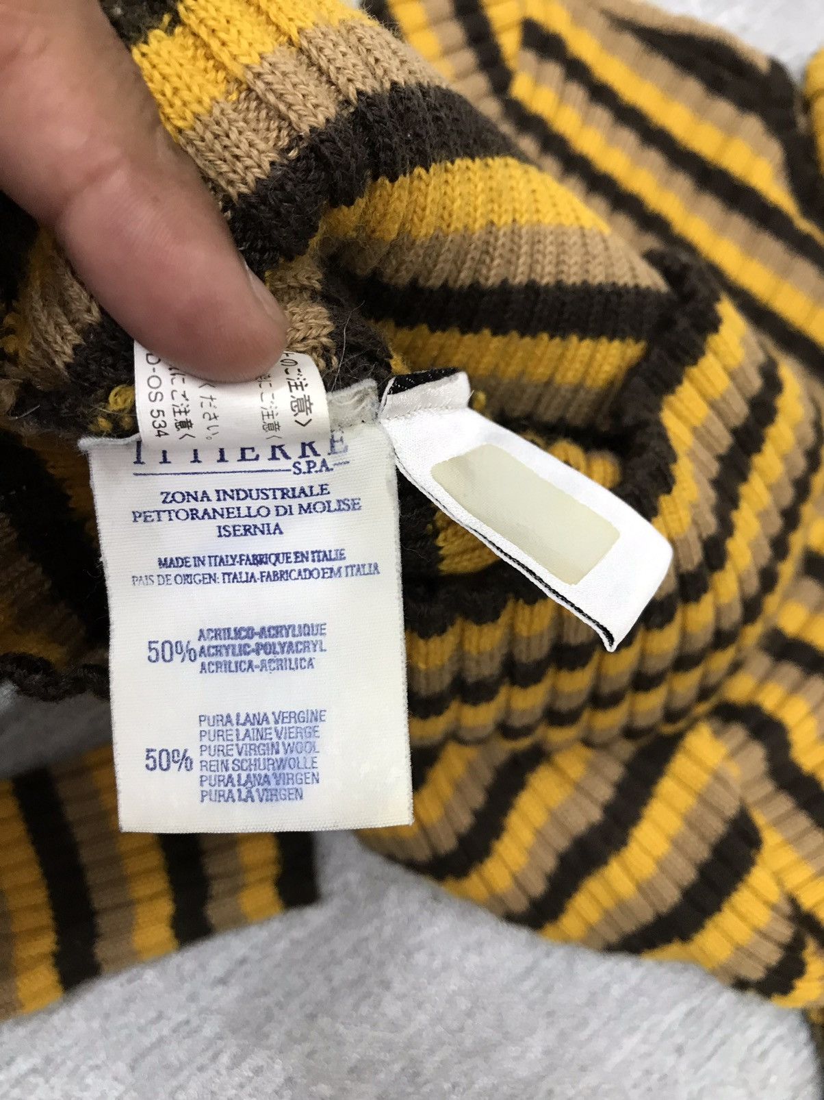 Dolce & Gabbana × Vintage (551) Dolce and gabbana Size S / US 4 / IT 40 - 4 Thumbnail