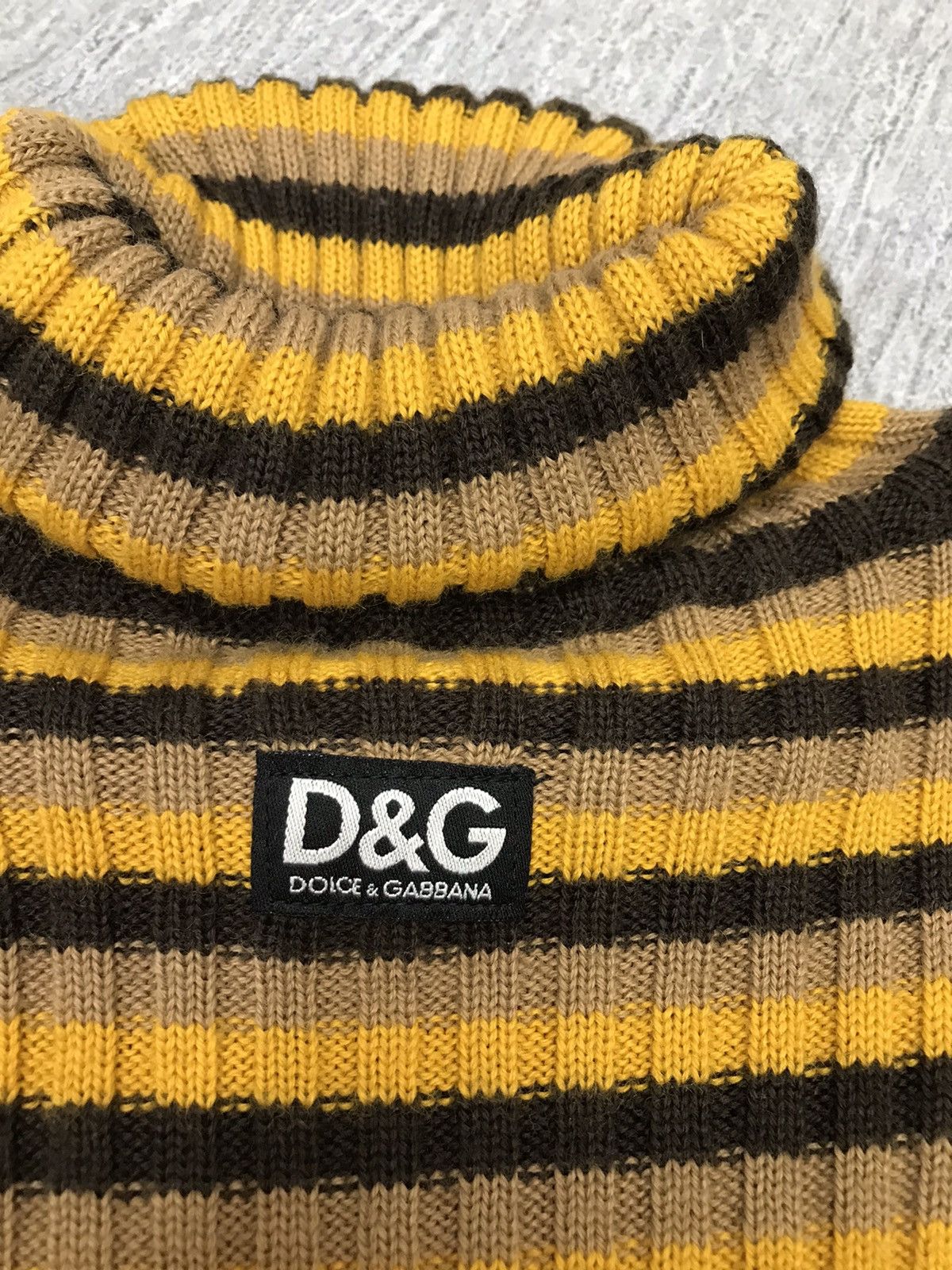 Dolce & Gabbana × Vintage (551) Dolce and gabbana Size S / US 4 / IT 40 - 3 Thumbnail
