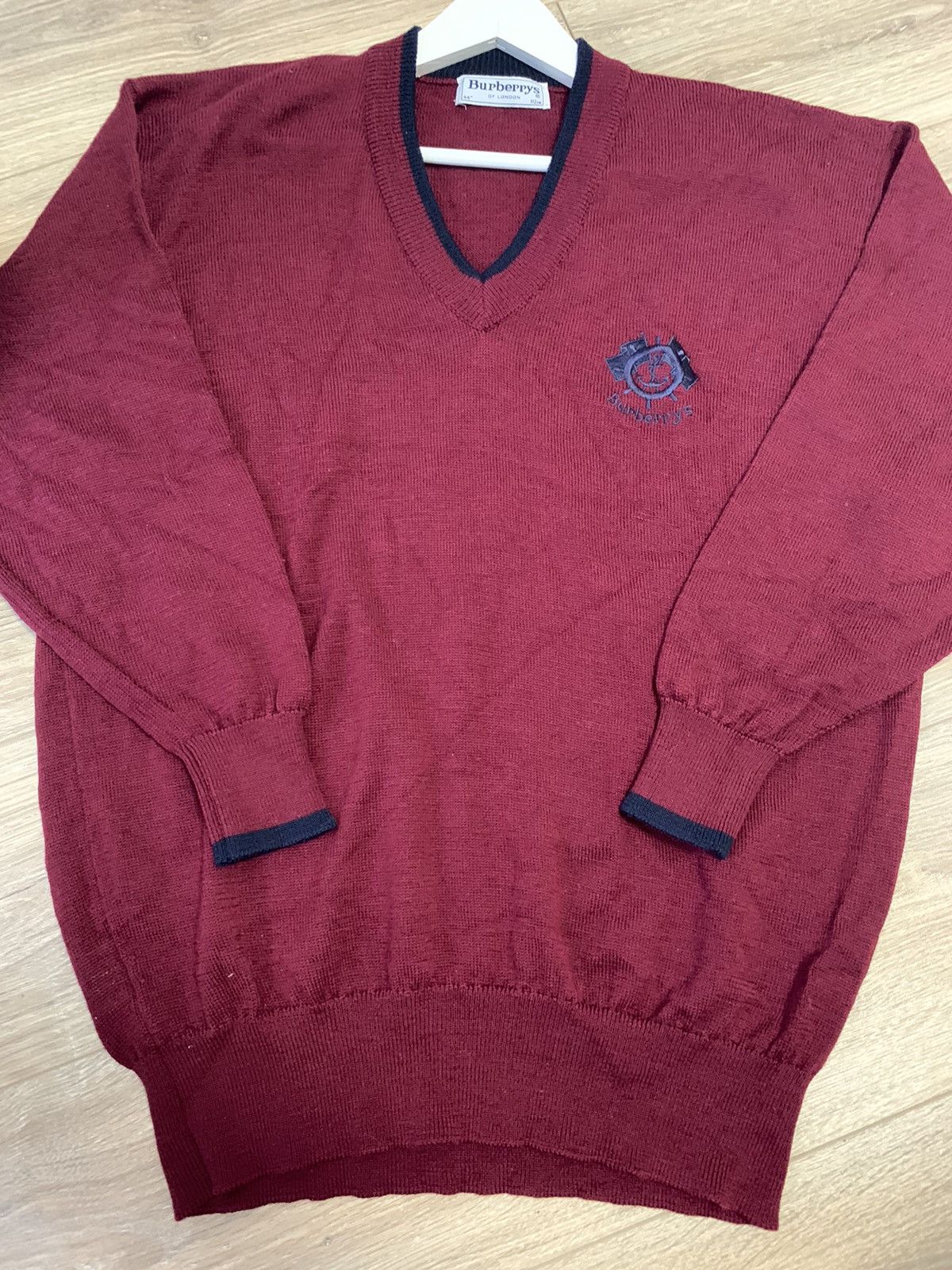 Burberry × Vintage v-neck sweater Burberry’s Size US M / EU 48-50 / 2 - 2 Thumbnail