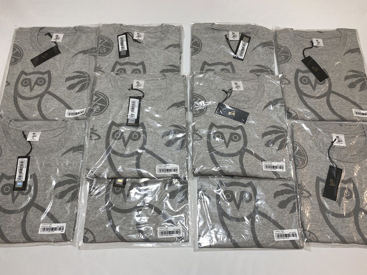 Drake OVO X NBA TEAM ICONS OG OWL T-SHIRT TEE 2022 Size US L / EU 52-54 / 3 - 3 Thumbnail