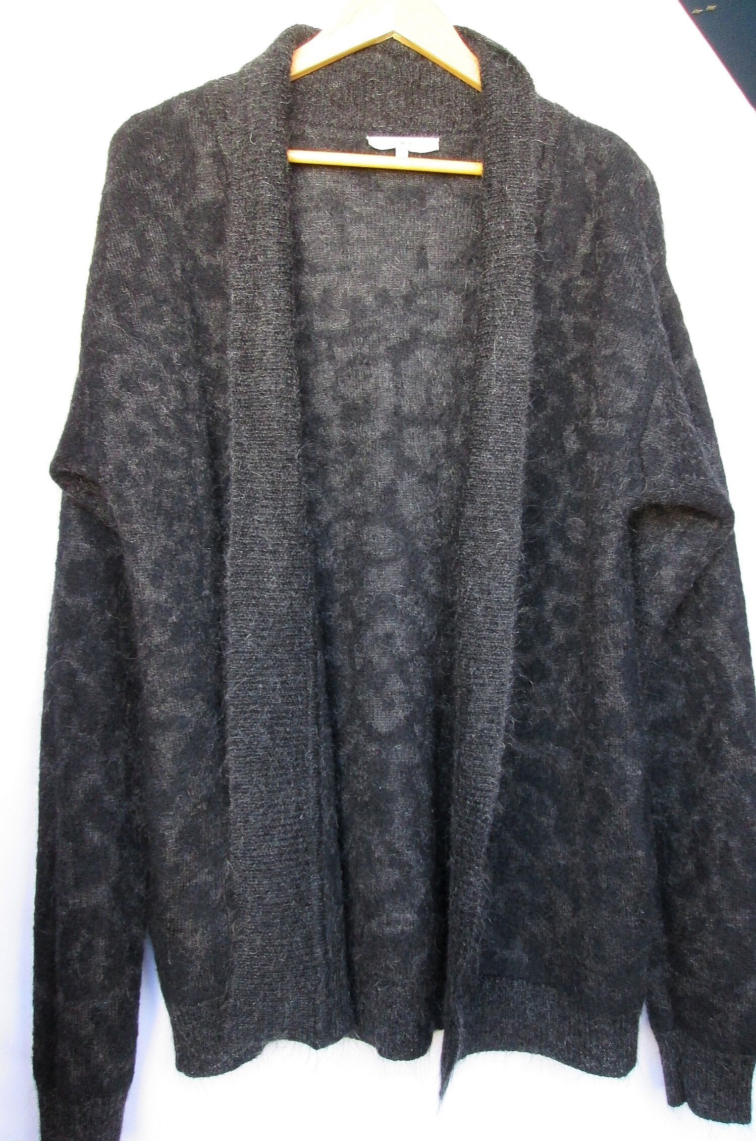 Thick leopard cardigan